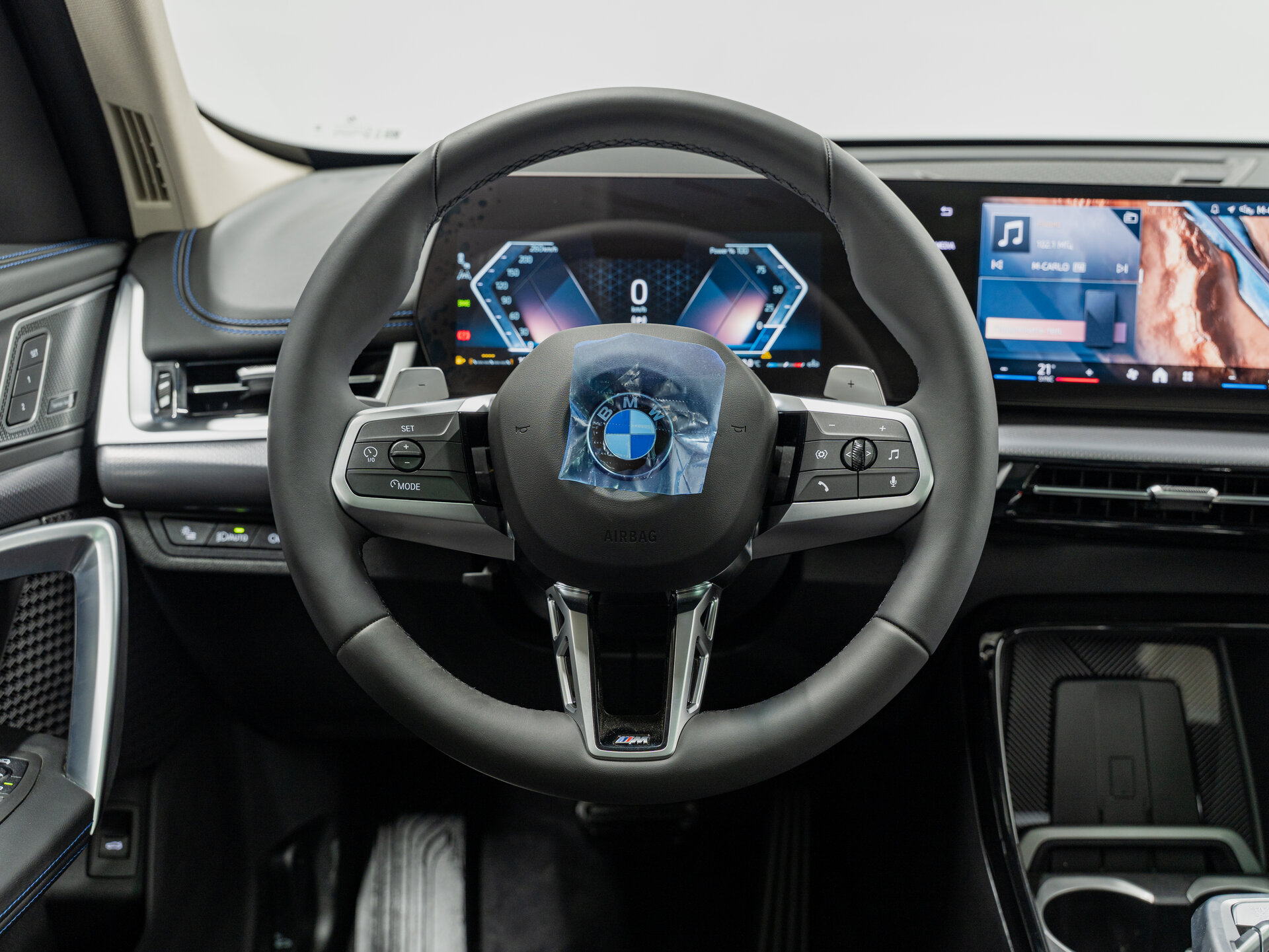 Автомобиль BMW X1 25Li xDrive 2.0 AMT (204 л.с.) 4WD - 16