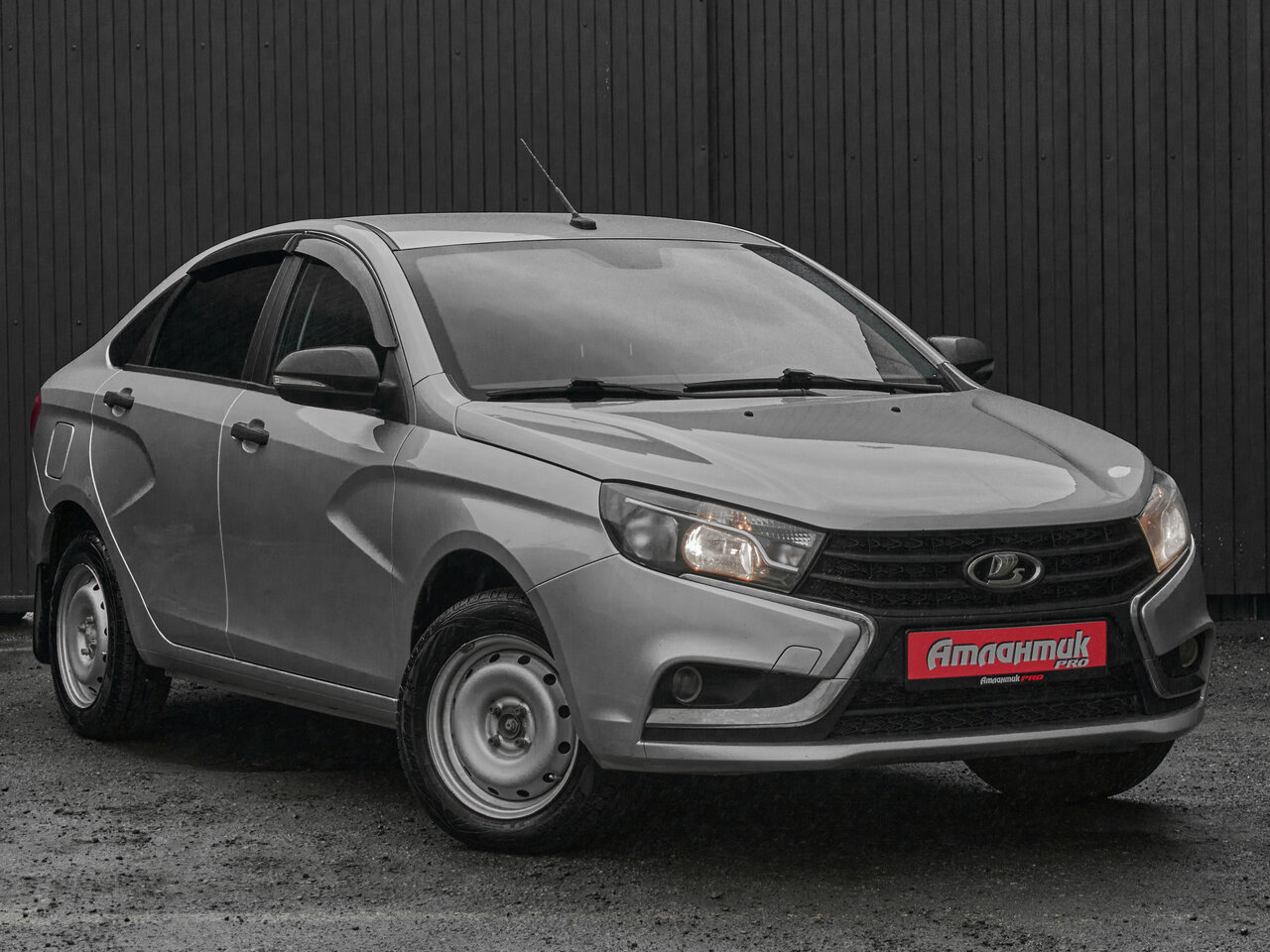 Купить Lada (ВАЗ) Vesta 1.6 MT (106 л.с.), 2019 в Екатеренбурге