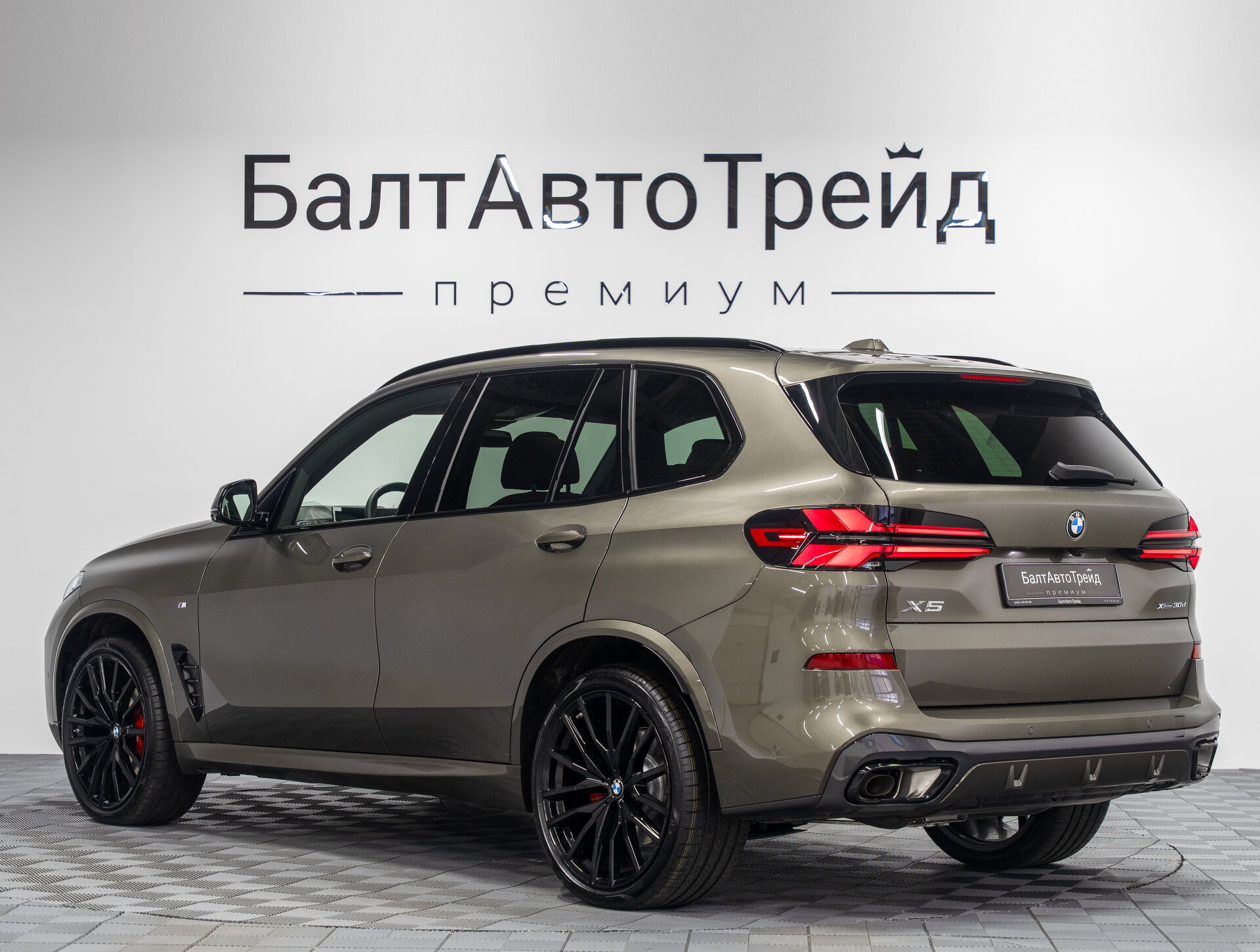Автомобиль BMW X5 30d 3.0d AT (286 л.с.) 4WD - 10