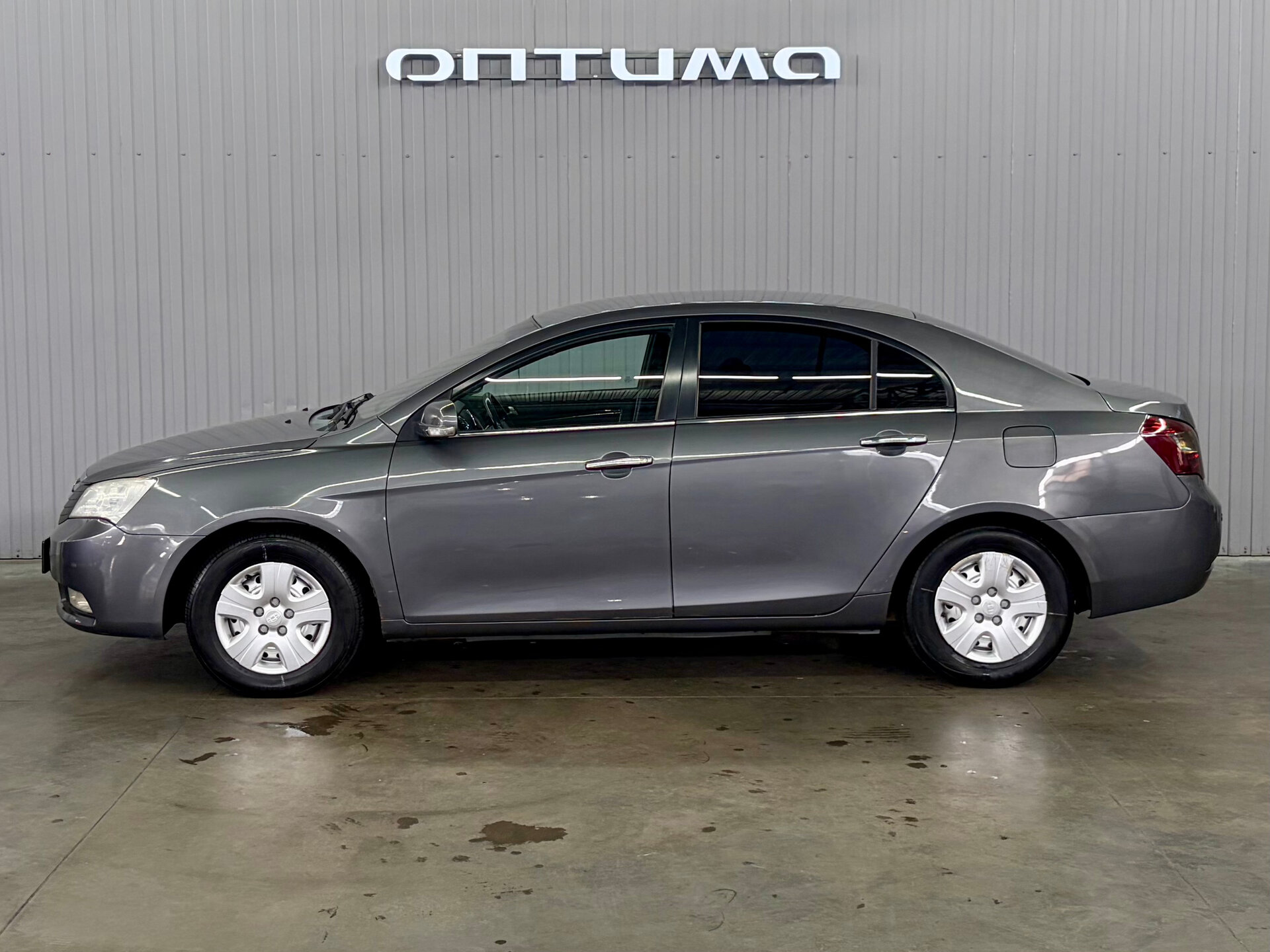 Geely Emgrand EC7 