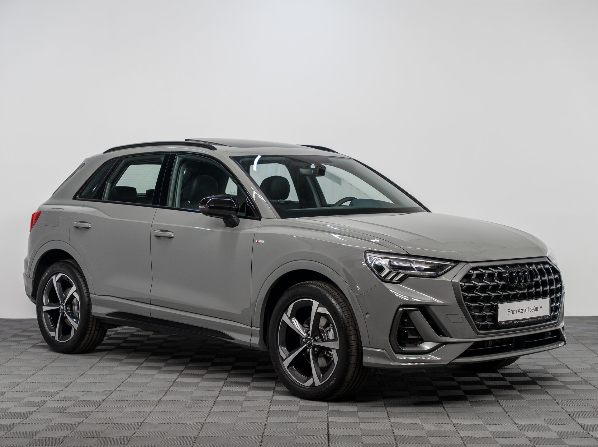 Автомобиль Audi Q3 35 TFSI 1.5 AMT (160 л.с.) - 3
