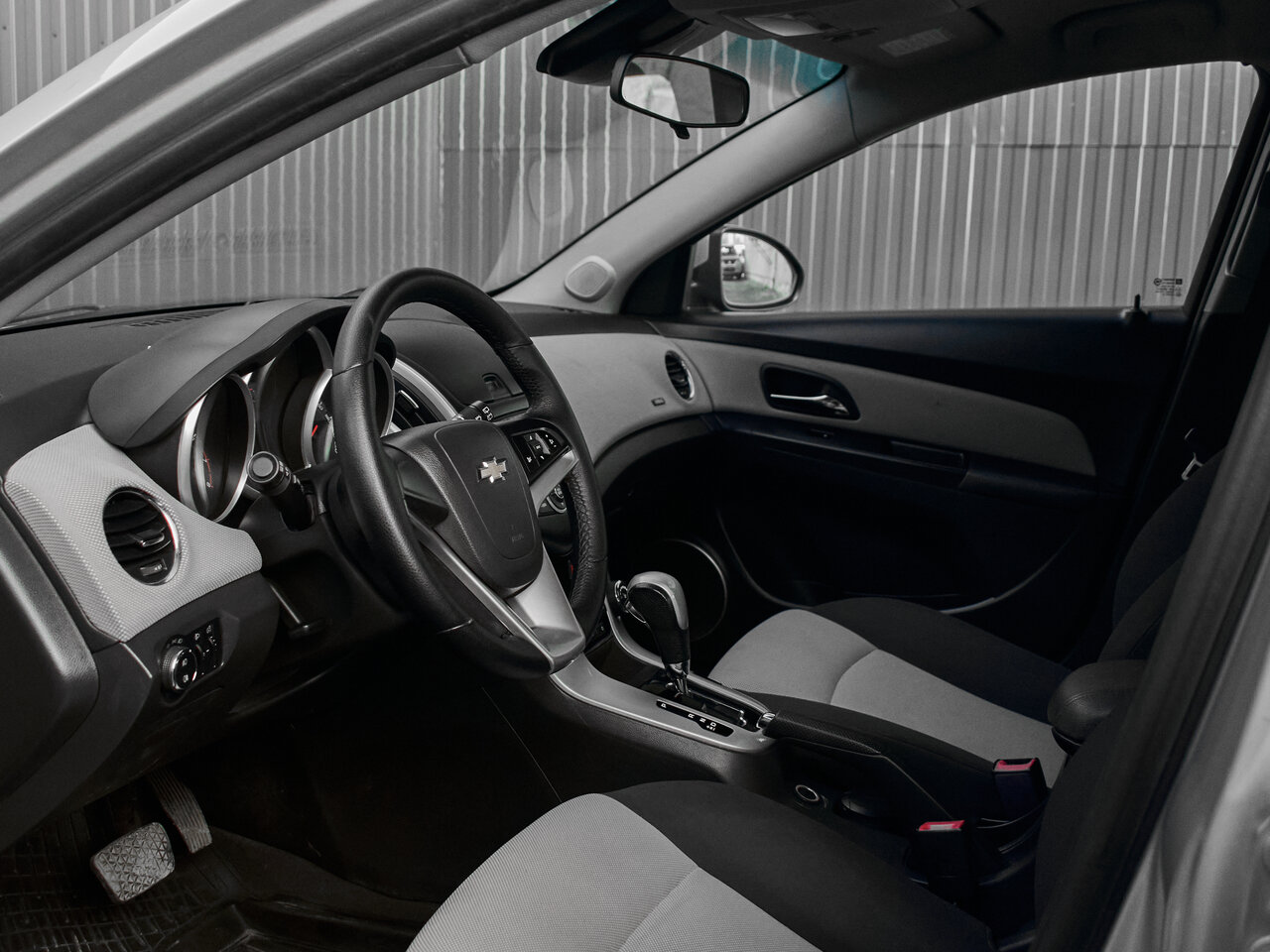 Купить Chevrolet Cruze 1.6 AT (109 л.с.), 2013 в Екатеренбурге
