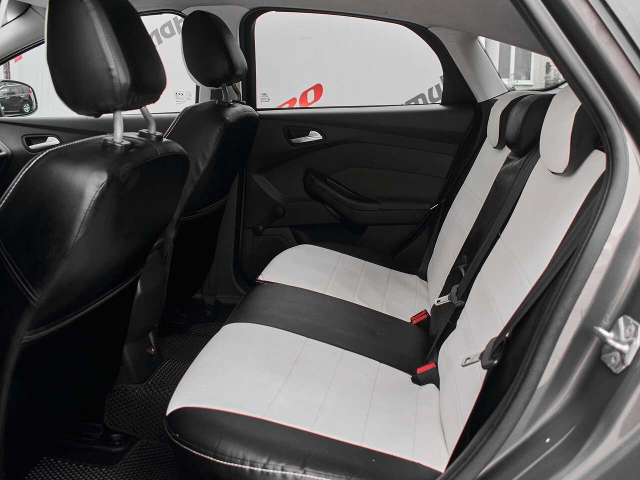 Купить Ford Focus 1.6 AMT (105 л.с.), 2012 в Екатеренбурге