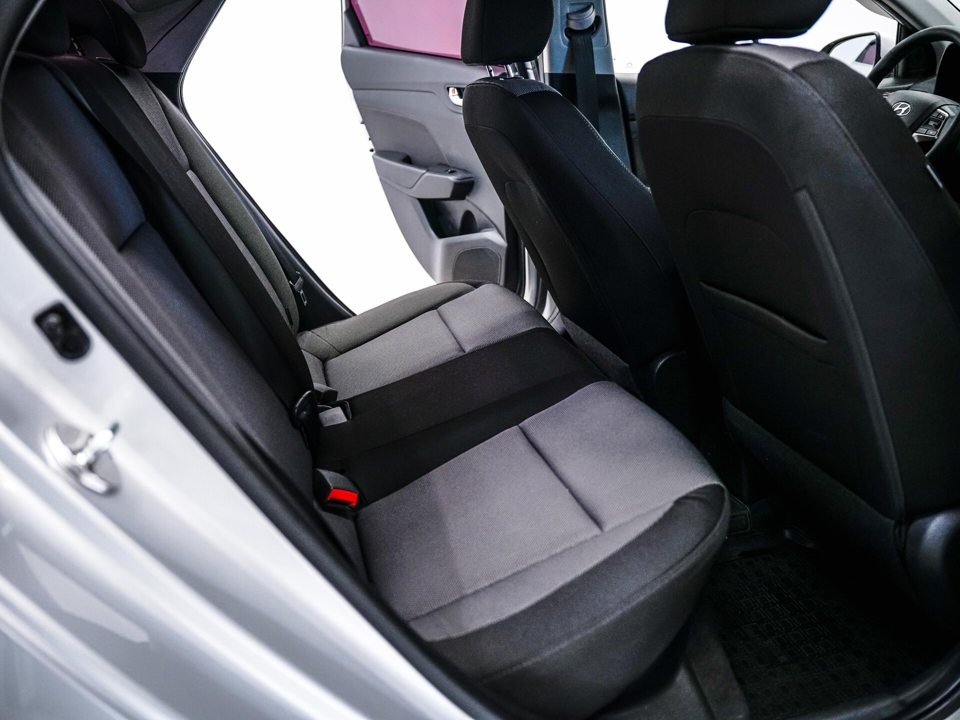 Hyundai Solaris 2017 12