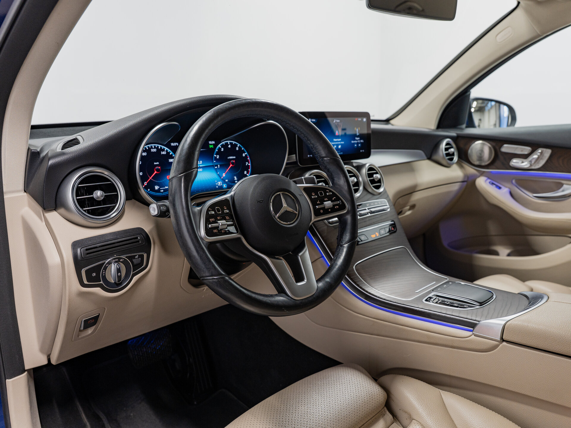 Автомобиль Mercedes-Benz GLC Coupe 300 2.0 AT (249 л.с.) 4WD - 12