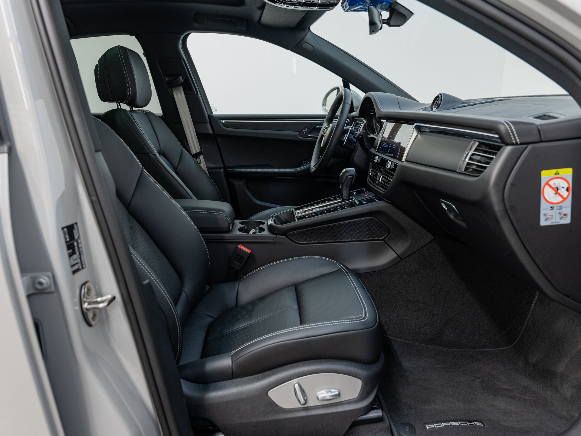 Автомобиль Porsche Macan 2.0 AMT (265 л.с.) 4WD - 10