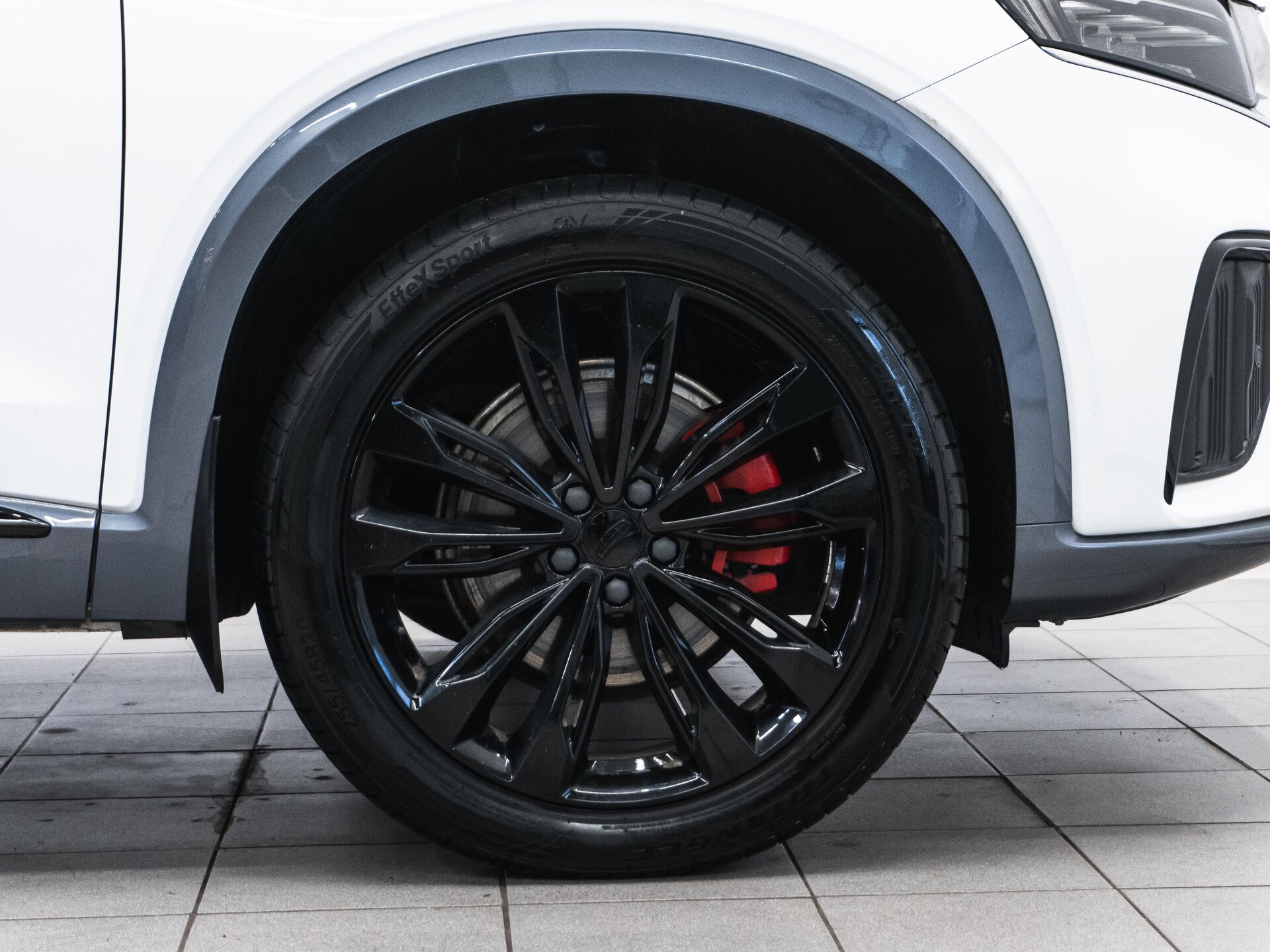 Geely Tugella 2022 36