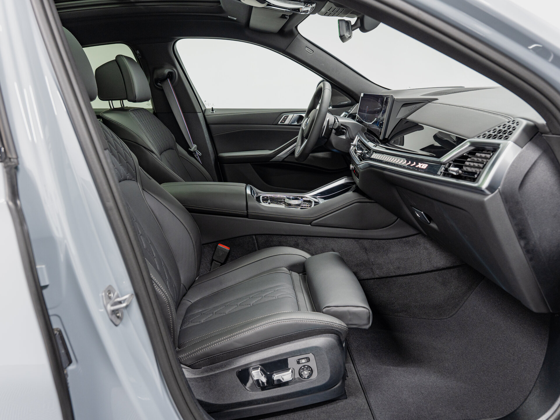 Автомобиль BMW X6 30d 3.0d AT (286 л.с.) 4WD - 13