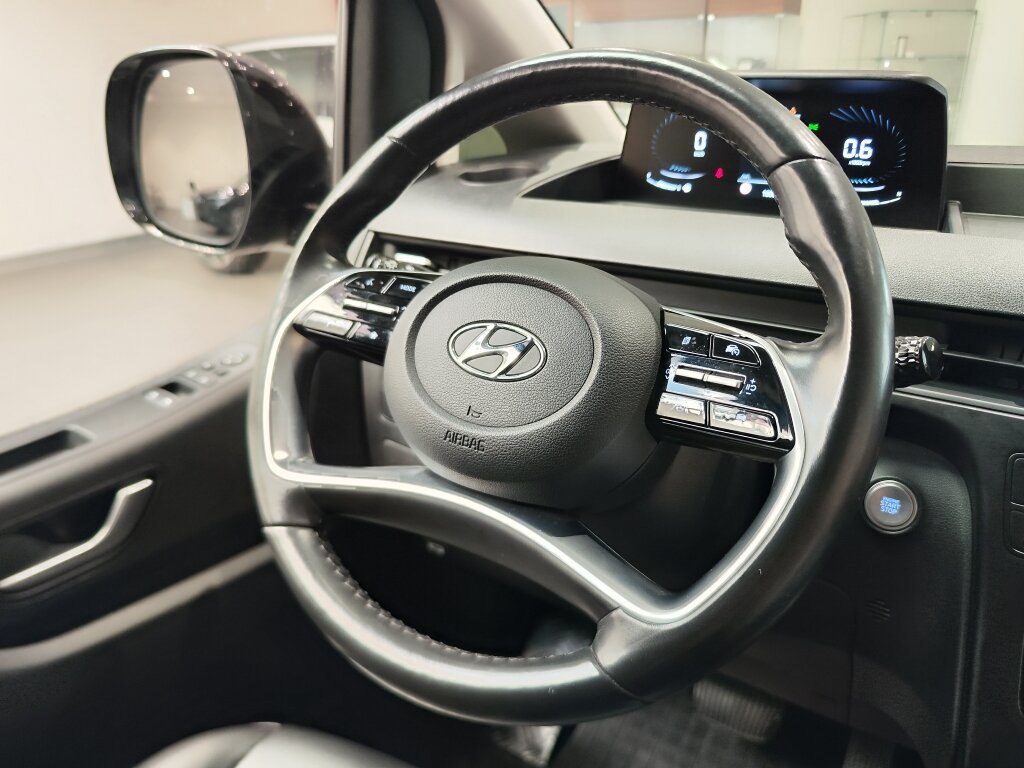 Автомобиль Hyundai Staria 3.5 AT (240 л.с.) - 17