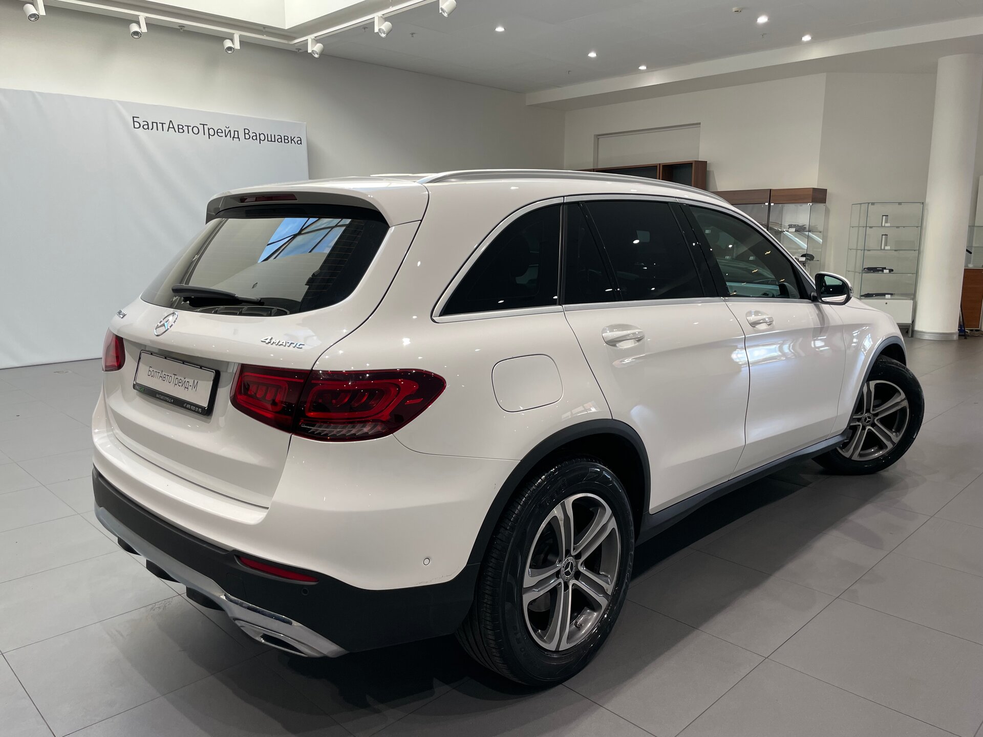 Автомобиль Mercedes-Benz GLC 200 2.0 AT (197 л.с.) 4WD - 6