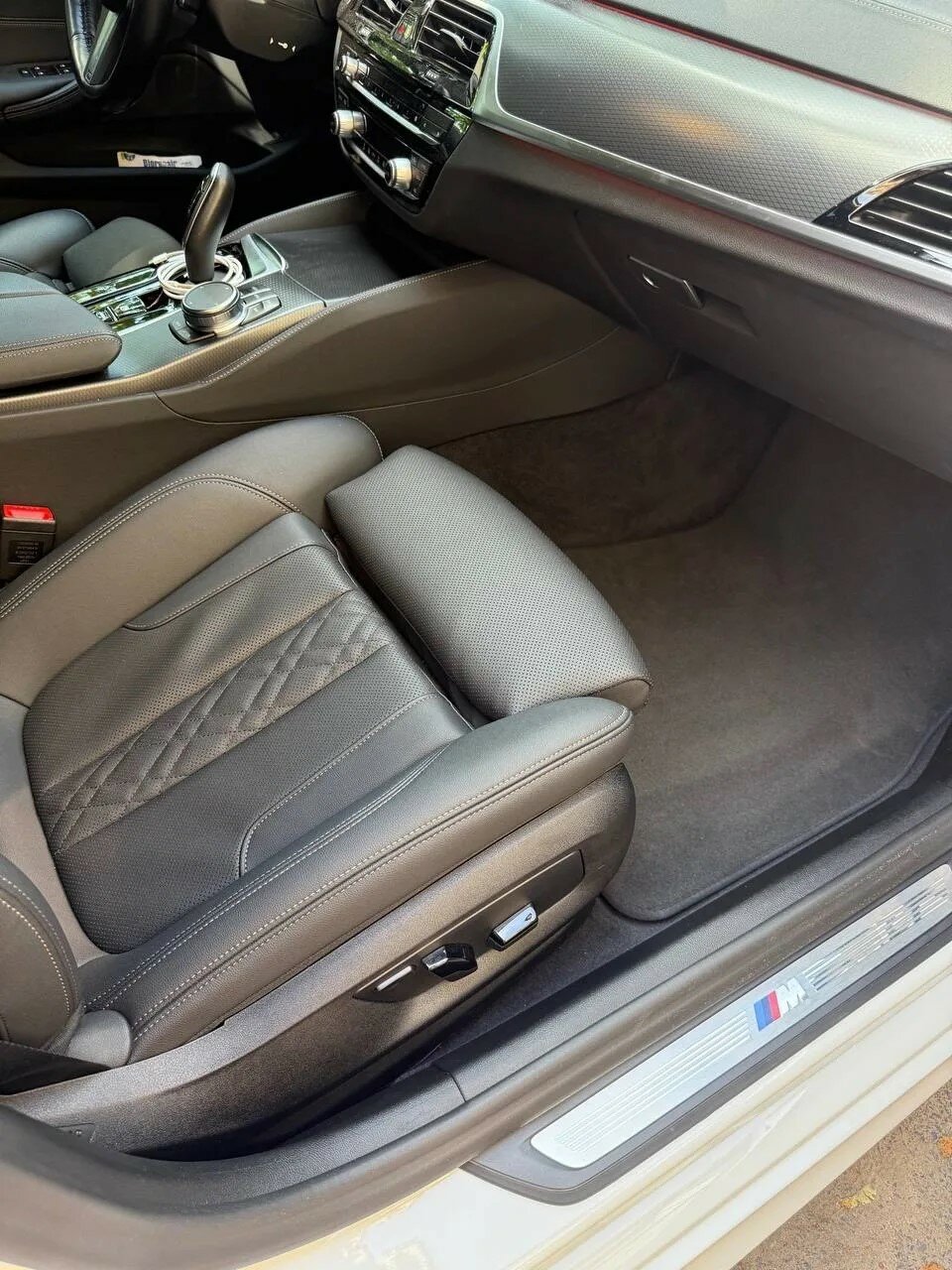 Автомобиль BMW 5 серии 518d 2.0d AT (150 л.с.) - 12