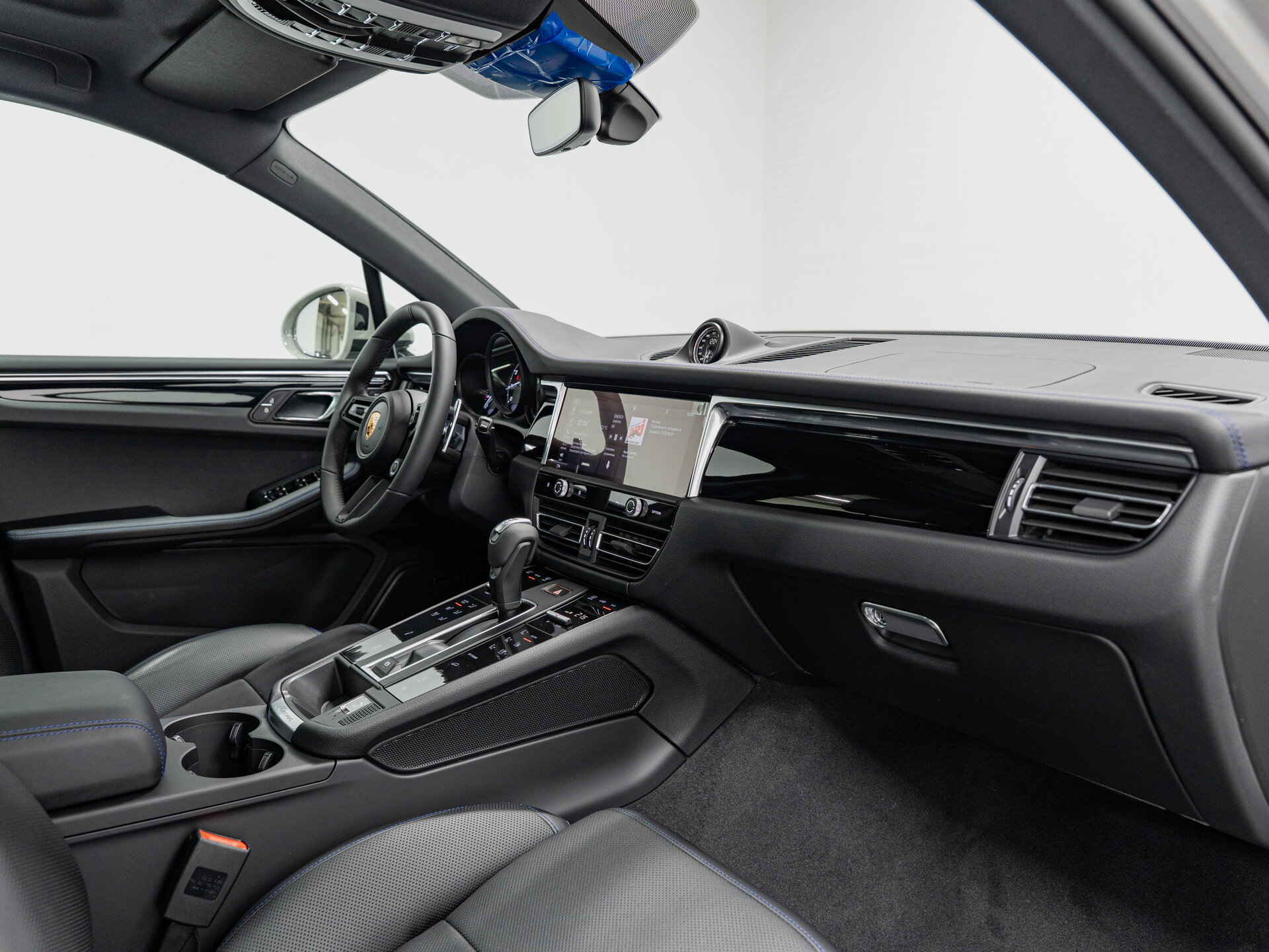 Автомобиль Porsche Macan 2.0 AMT (265 л.с.) 4WD - 15