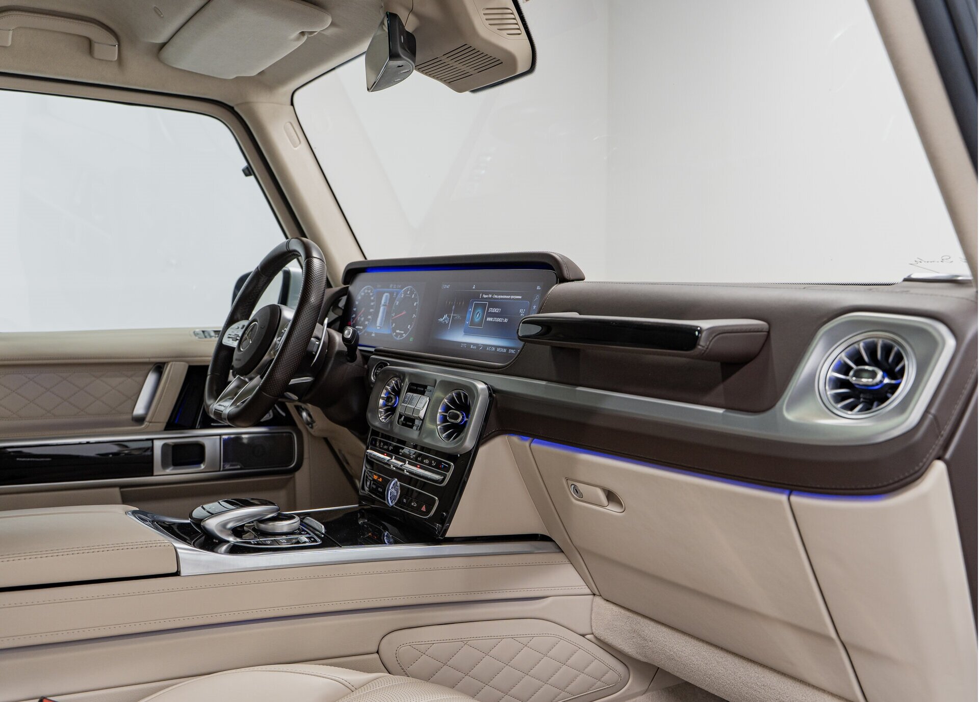 Автомобиль Mercedes-Benz G-Класс AMG 63 AMG 4.0 AT (585 л.с.) 4WD - 14