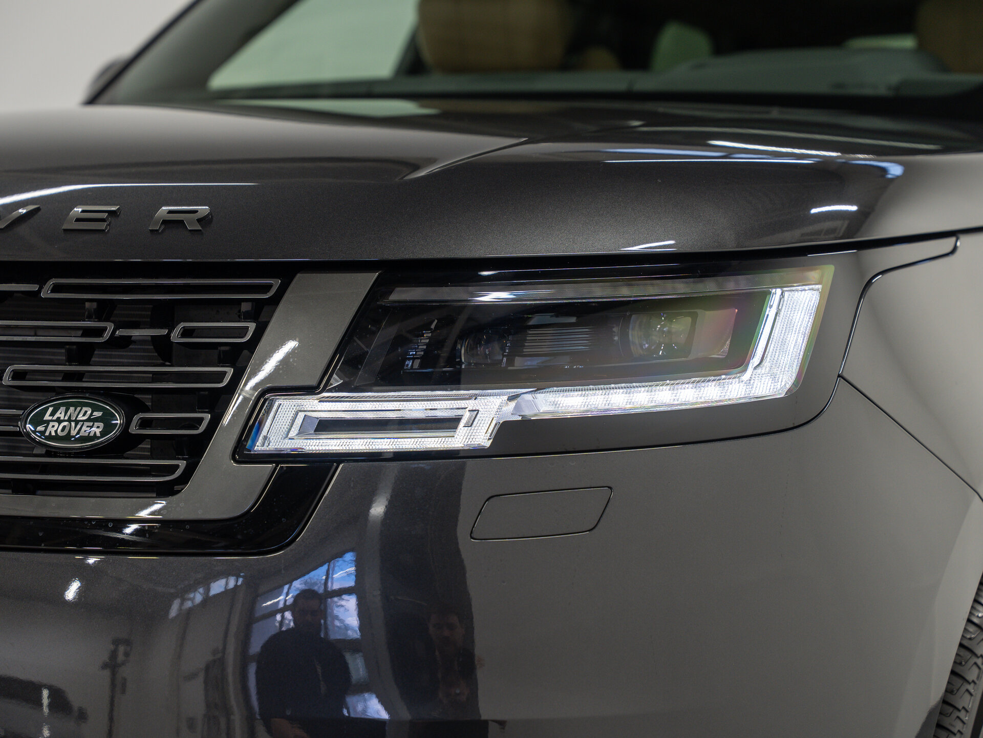 Автомобиль Land Rover Range Rover P400 MHEV 3.0 AT (400 л.с.) 4WD - 2