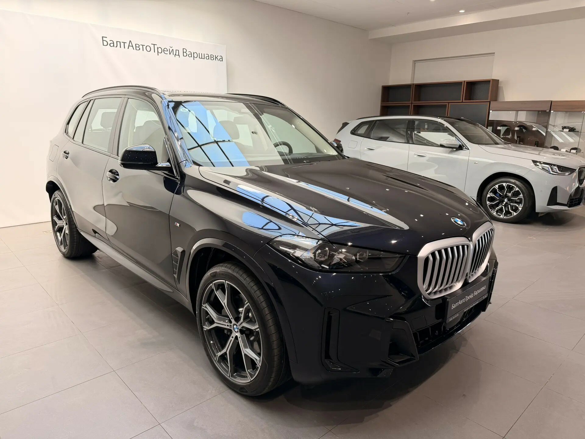 Автомобиль BMW X5 30Li 2.0 AT (258 л.с.) 4WD - 4