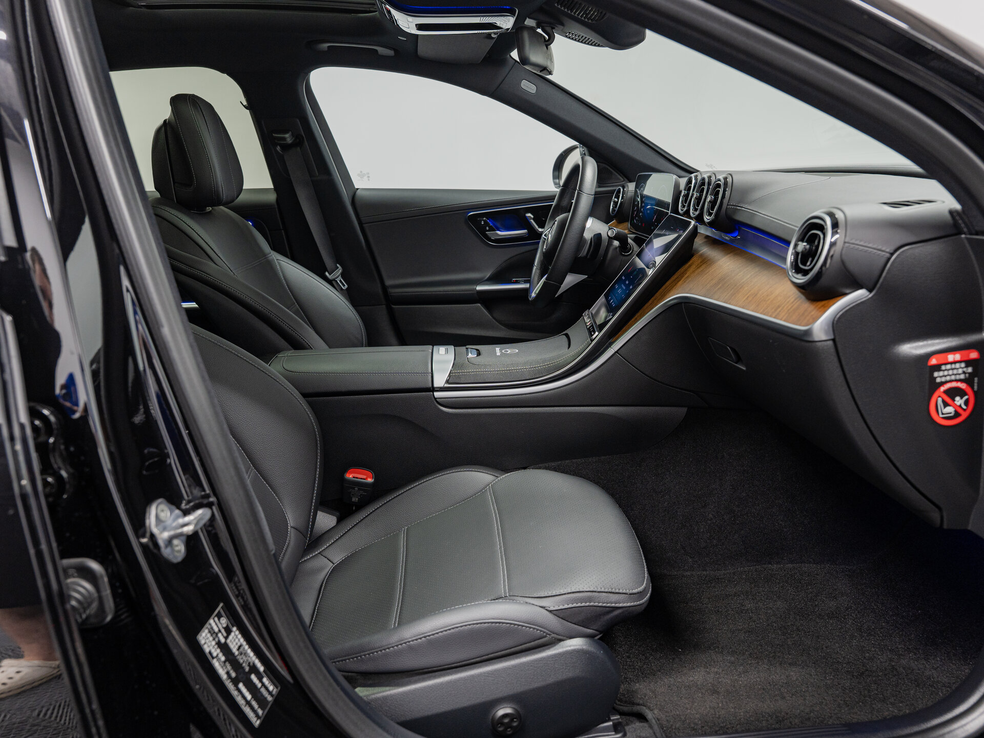 Автомобиль Mercedes-Benz C-Класс 260 L 1.5 AT (204 л.с.) - 13