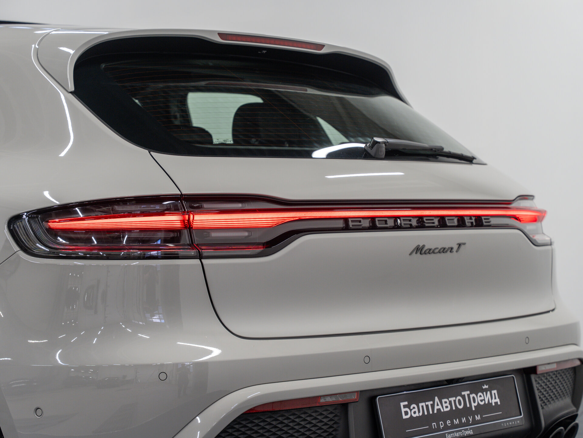Автомобиль Porsche Macan 2.0 AMT (265 л.с.) 4WD - 10