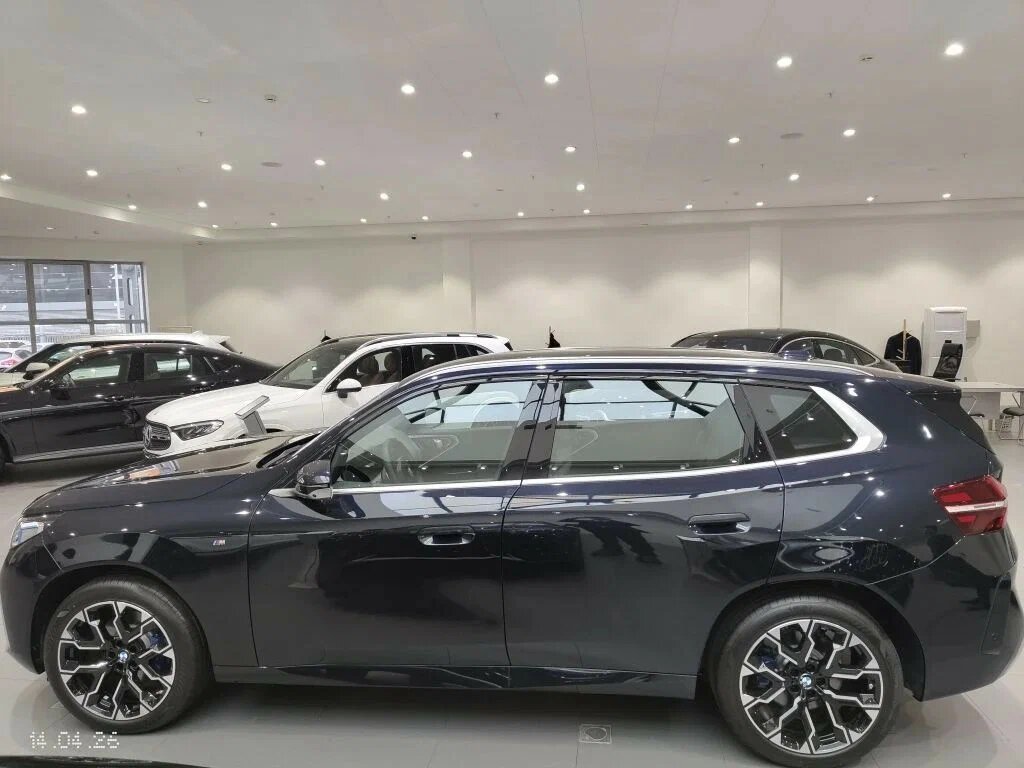 Автомобиль BMW X3 30L xDrive 2.0 AT (258 л.с.) 4WD - 7