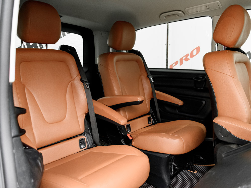 Купить Mercedes-Benz V-Класс 220 d длинный 2.1d AT (163 л.с.), 2018 в Екатеренбурге