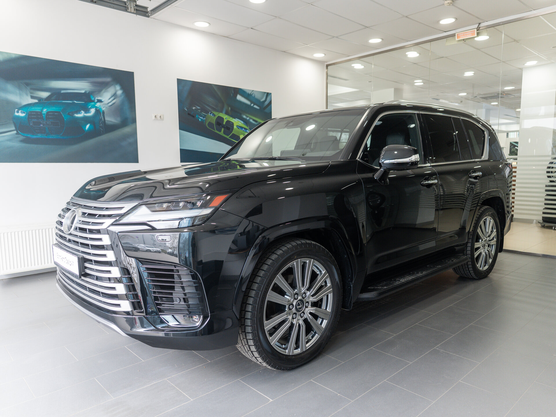 Автомобиль Lexus LX 600 3.4 AT (415 л.с.) 4WD - 1