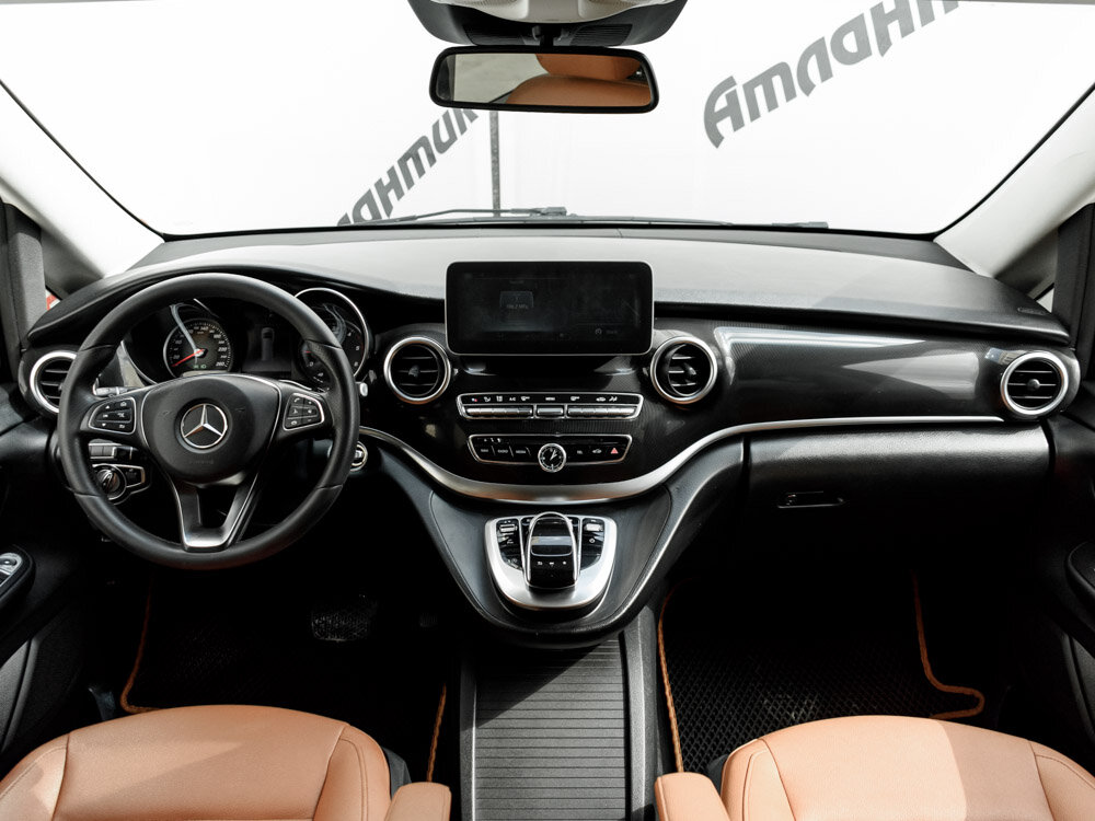 Купить Mercedes-Benz V-Класс 220 d длинный 2.1d AT (163 л.с.), 2018 в Екатеренбурге