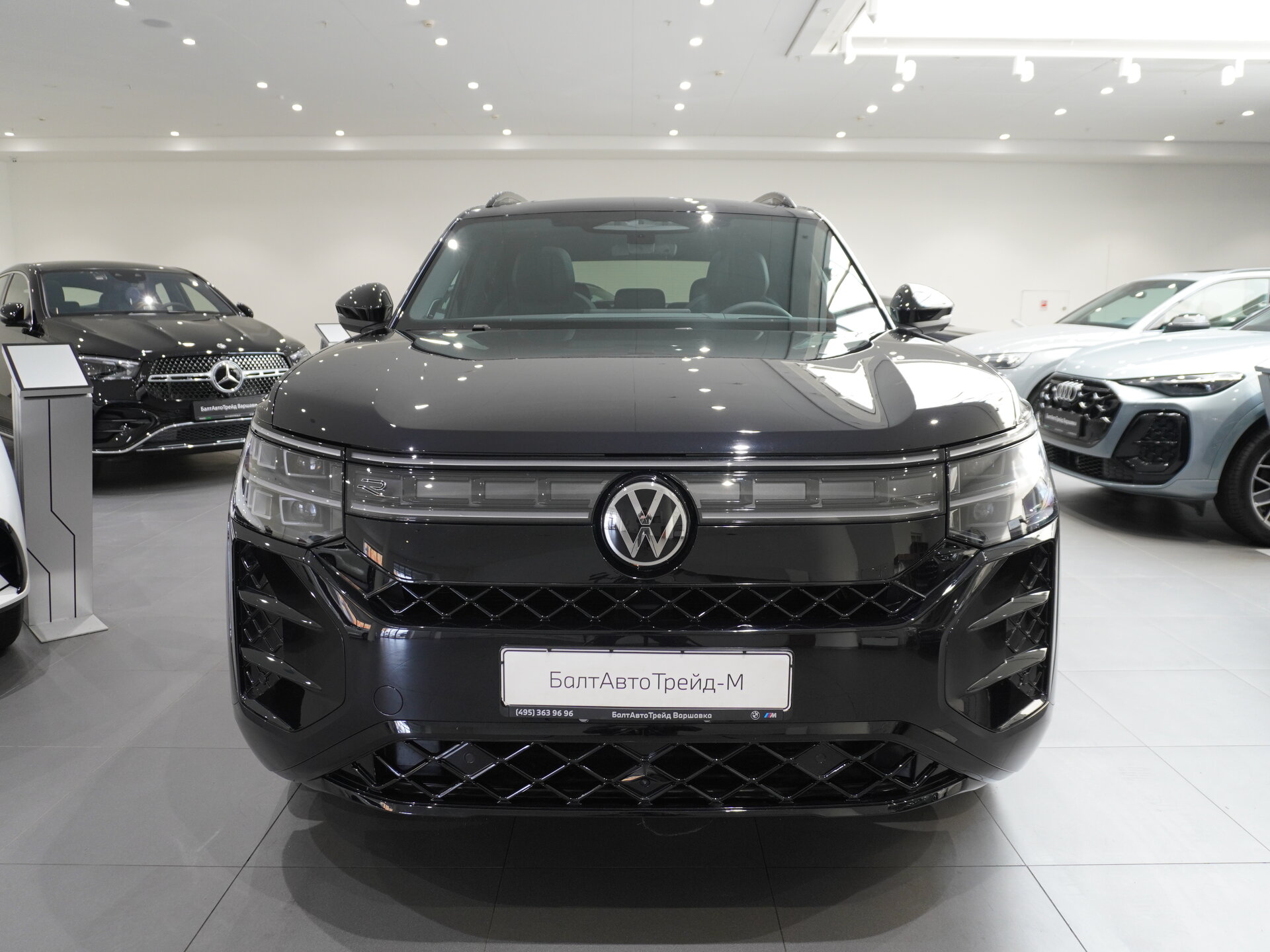 Автомобиль Volkswagen Teramont Pro 2.0 AMT (272 л.с.) 4WD - 3