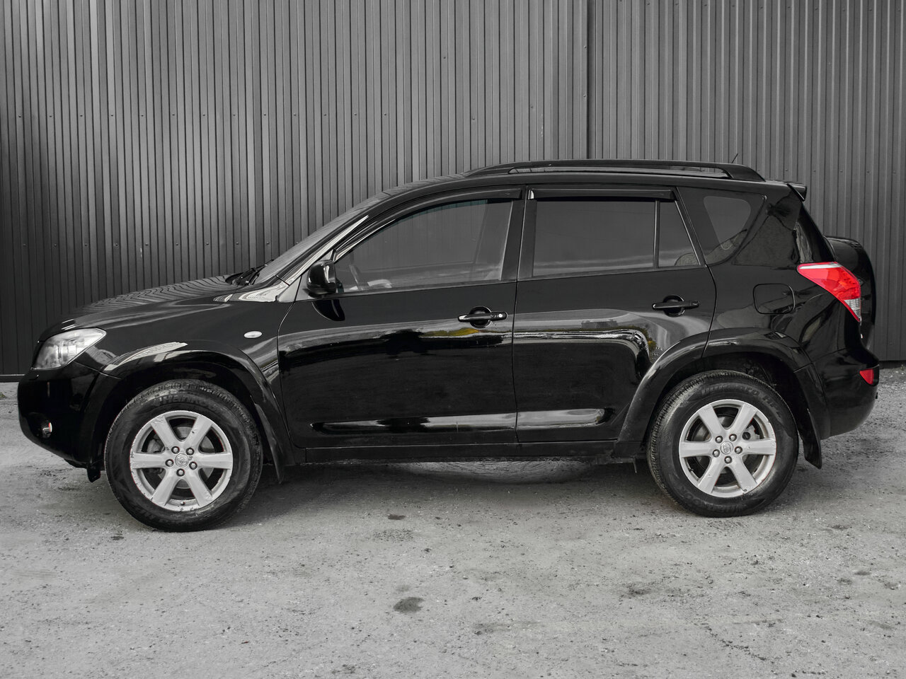 Купить Toyota RAV4 2.4 AT (170 л.с.) 4WD, 2007 в Екатеренбурге