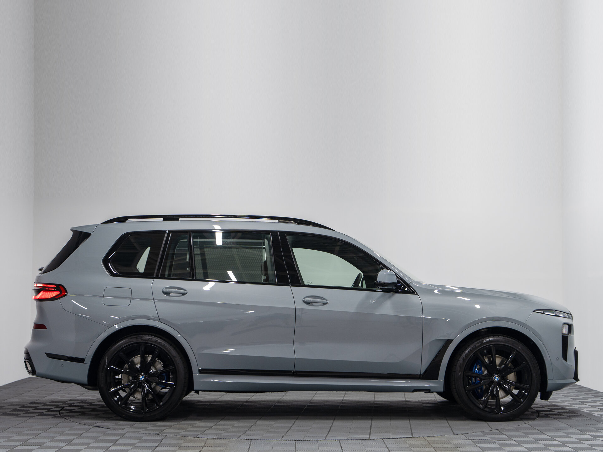 Автомобиль BMW X7 40i 3.0 AT (381 л.с.) 4WD - 7
