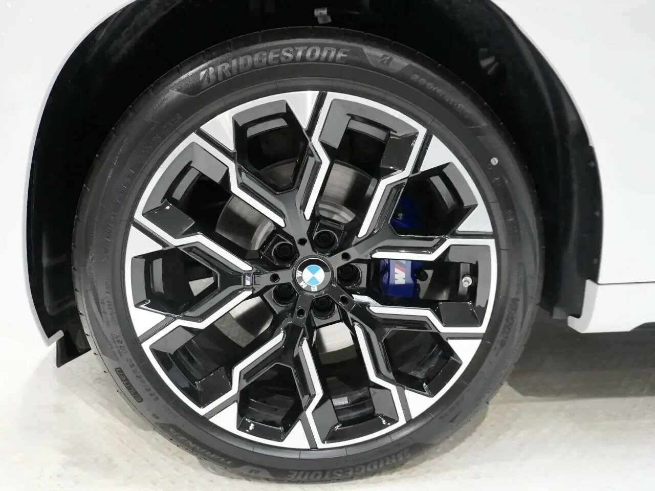 Автомобиль BMW X3 30L xDrive 2.0 AT (258 л.с.) 4WD - 8