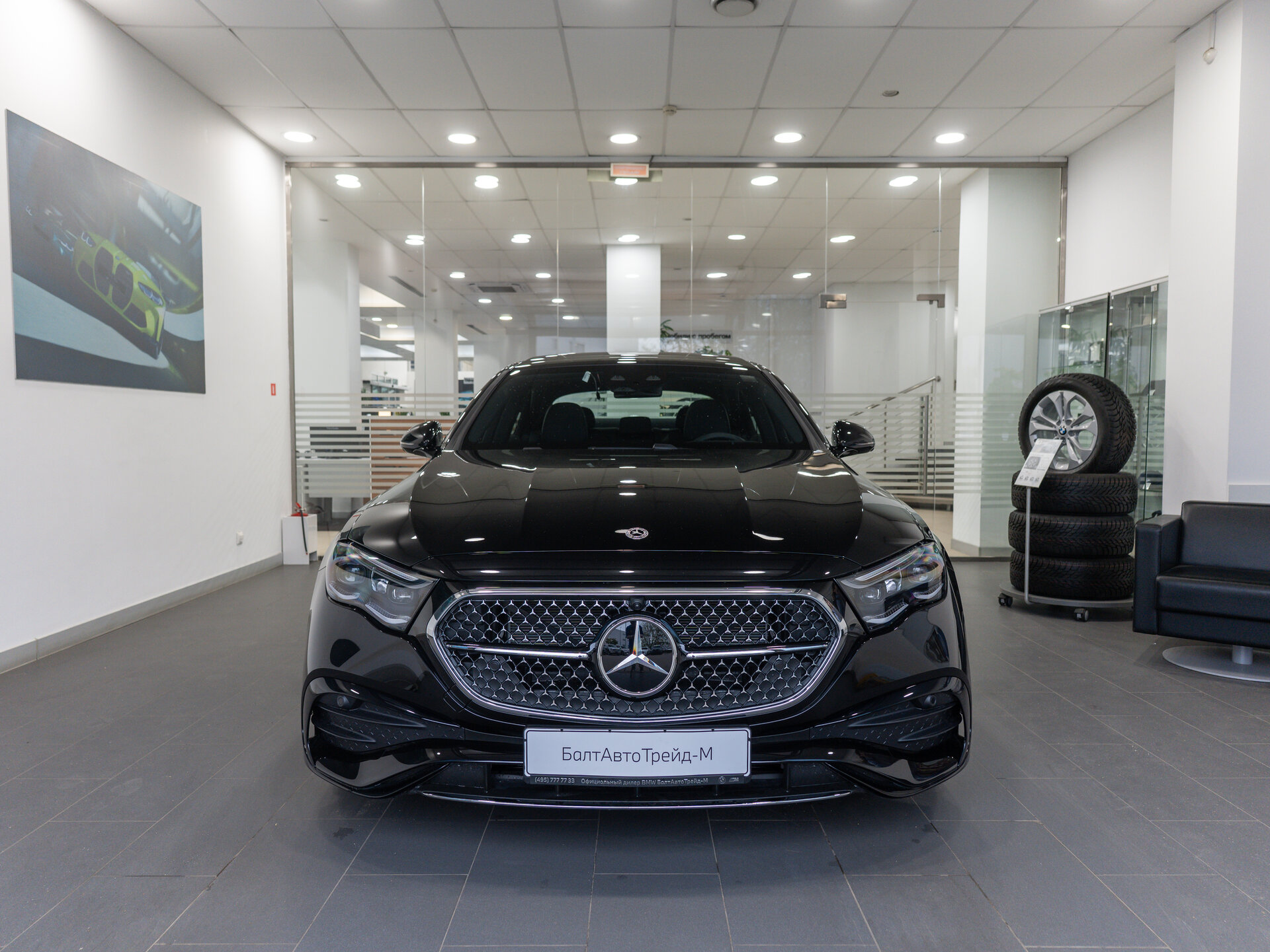 Автомобиль Mercedes-Benz E-Класс 300 2.0 AT (258 л.с.) 4WD - 2