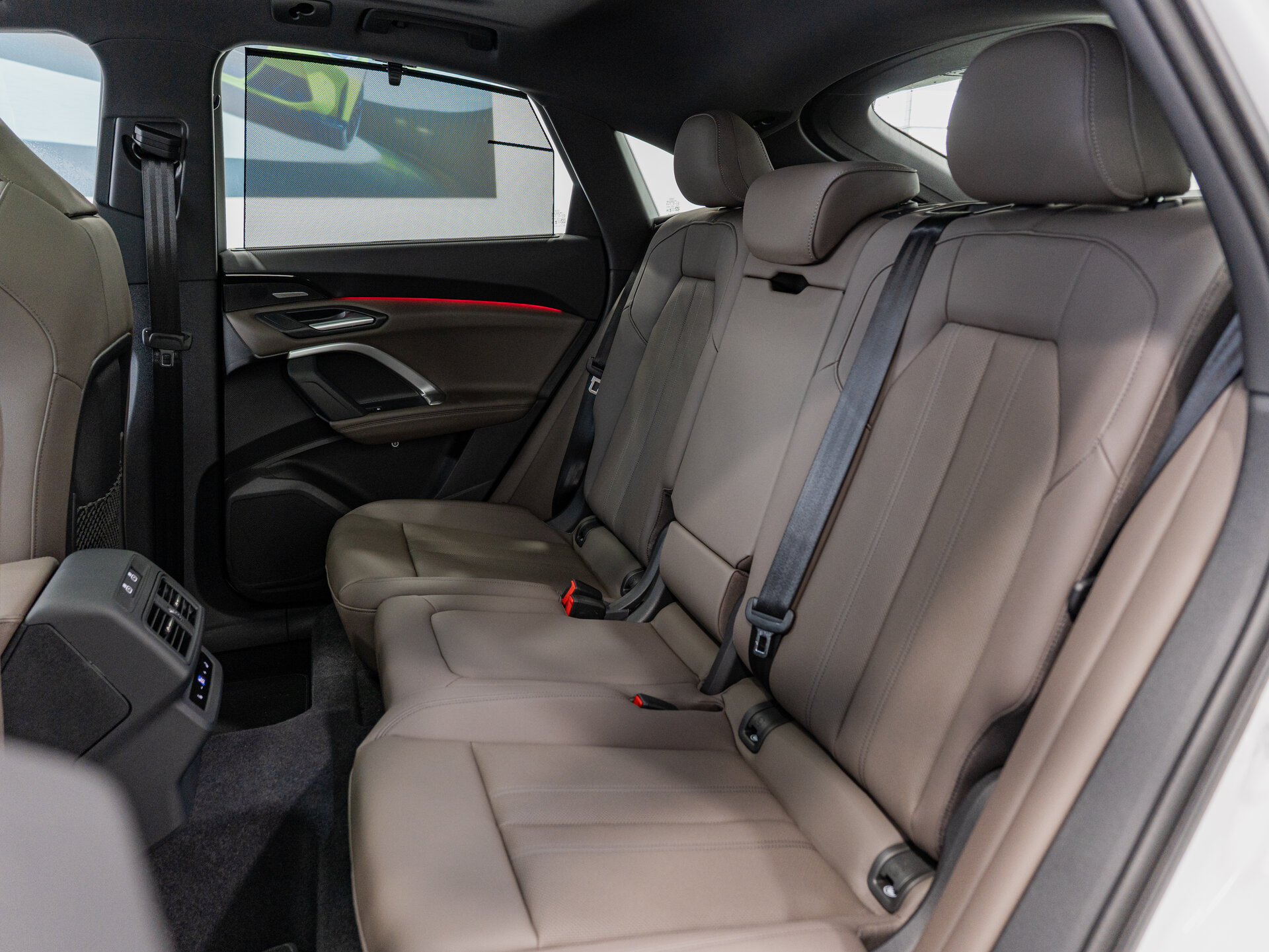 Автомобиль Audi Q5 Sportback TFSI quattro S tronic 2.0 AMT (204 л.с.) 4WD - 19