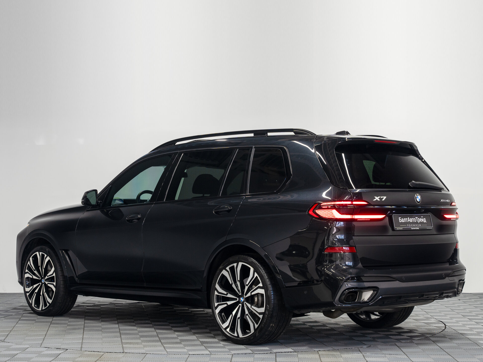 Автомобиль BMW X7 40i 3.0 AT (381 л.с.) 4WD - 10