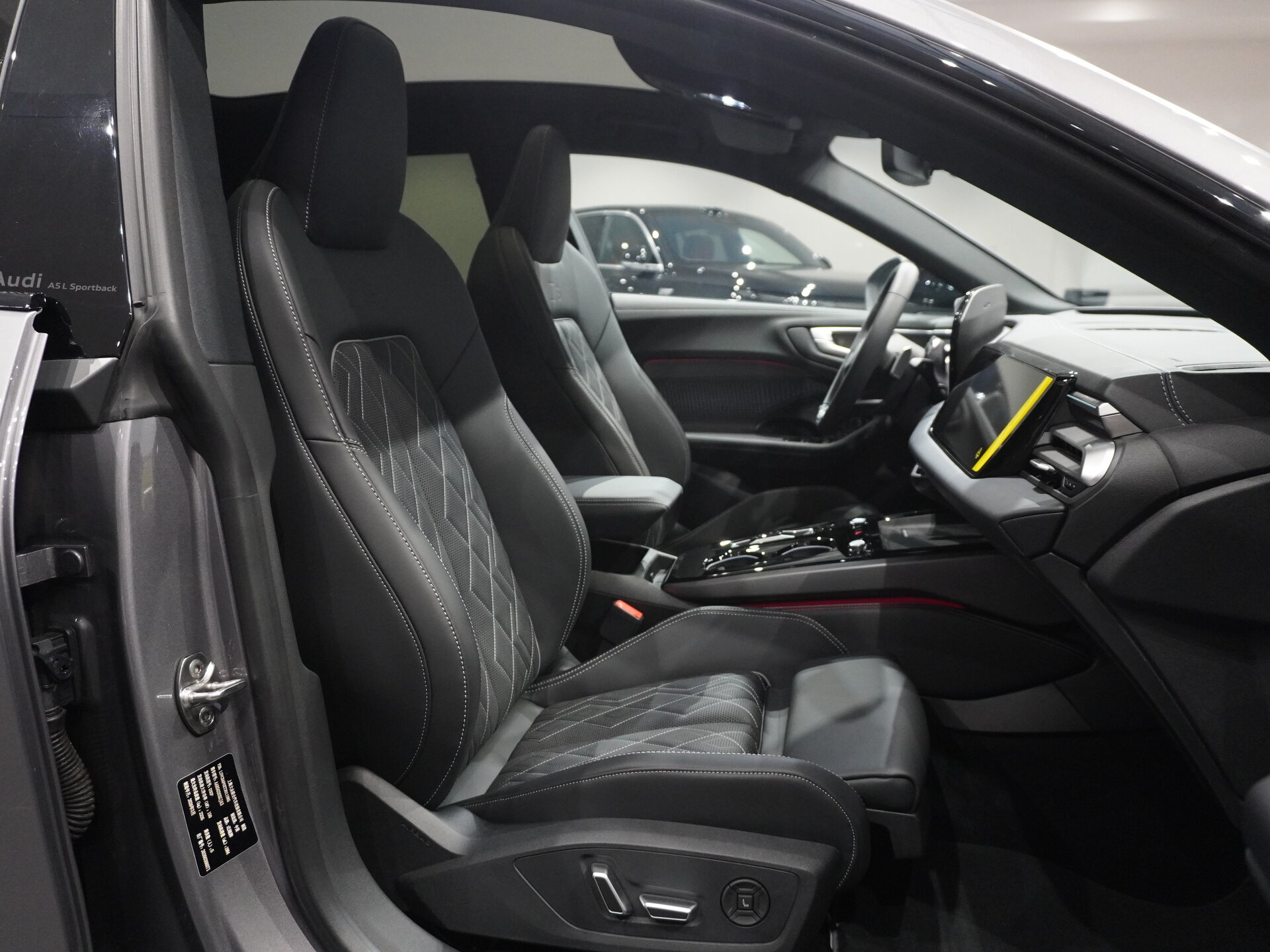 Автомобиль Audi A5 L 2.0 AMT (204 л.с.) 4WD - 18