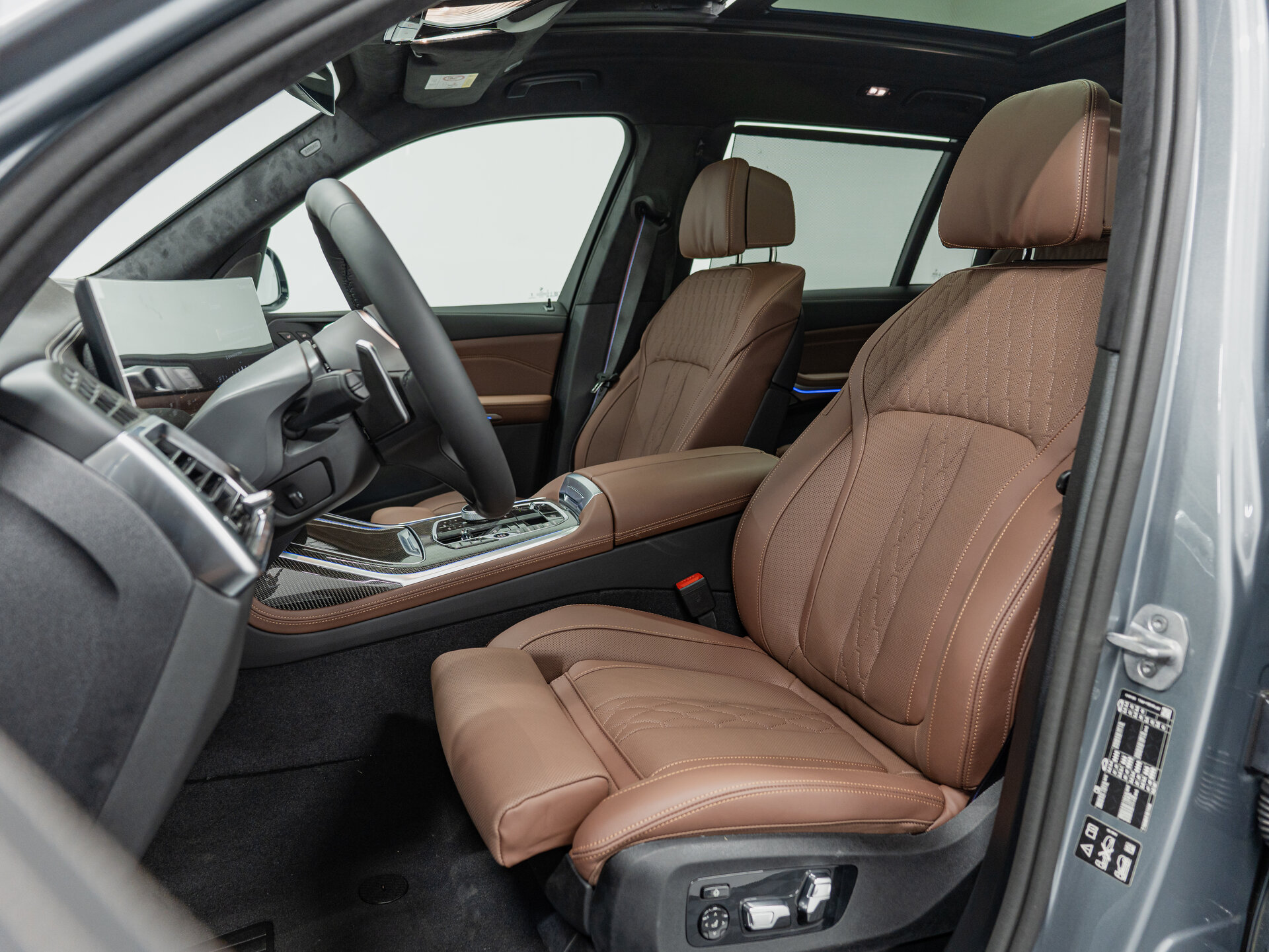 Автомобиль BMW X7 40i 3.0 AT (381 л.с.) 4WD - 17