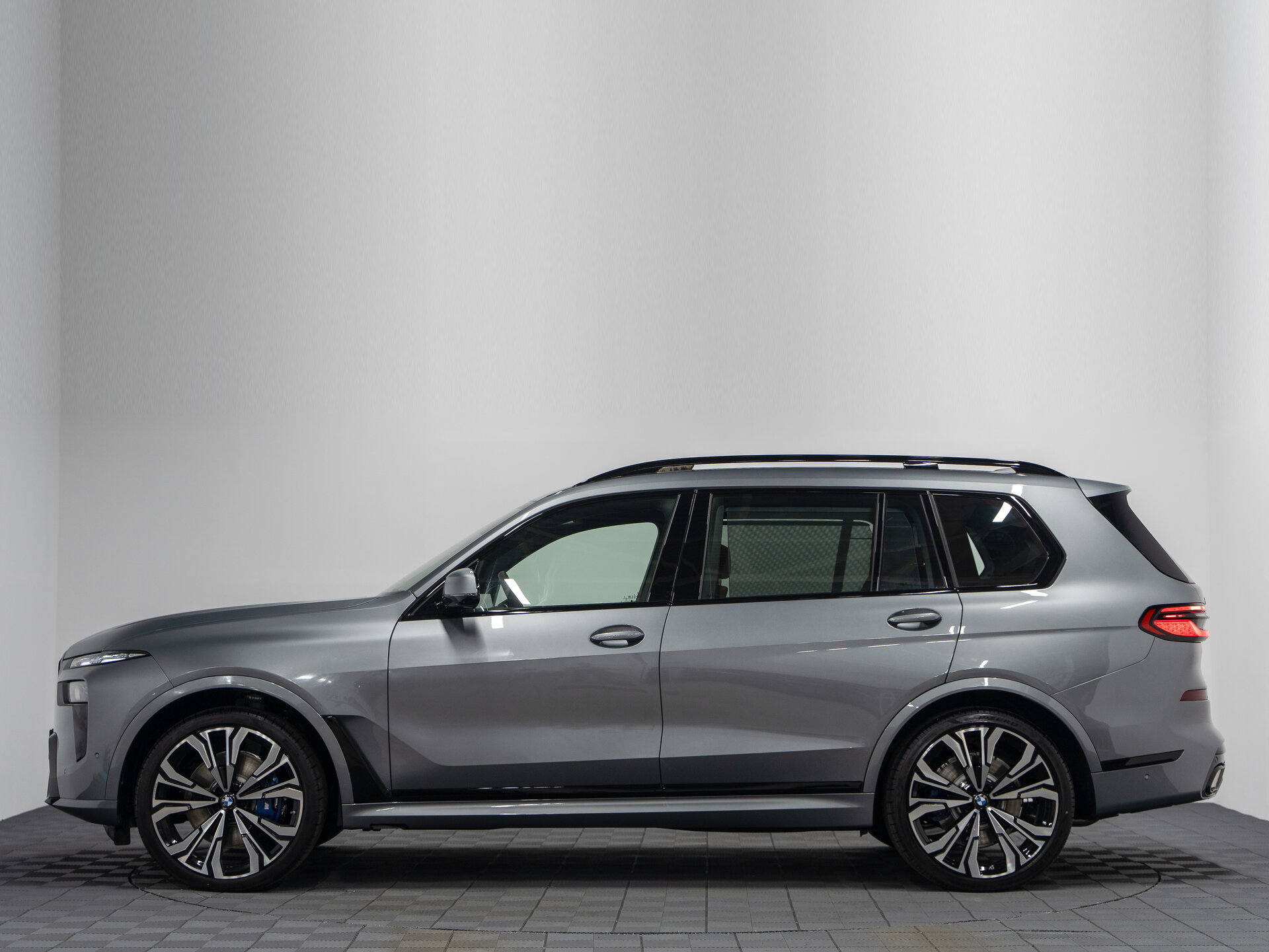 Автомобиль BMW X7 40d 3.0d AT (340 л.с.) 4WD - 12