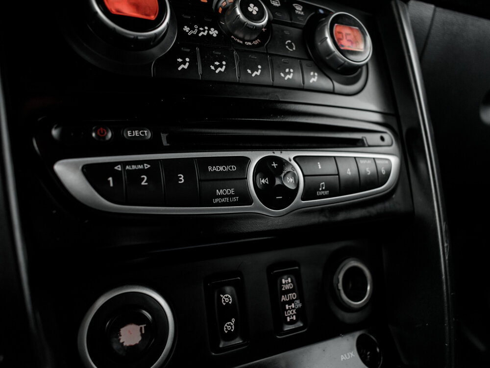 Купить Renault Koleos 2.5 CVT (171 л.с.) 4WD, 2008 в Екатеренбурге