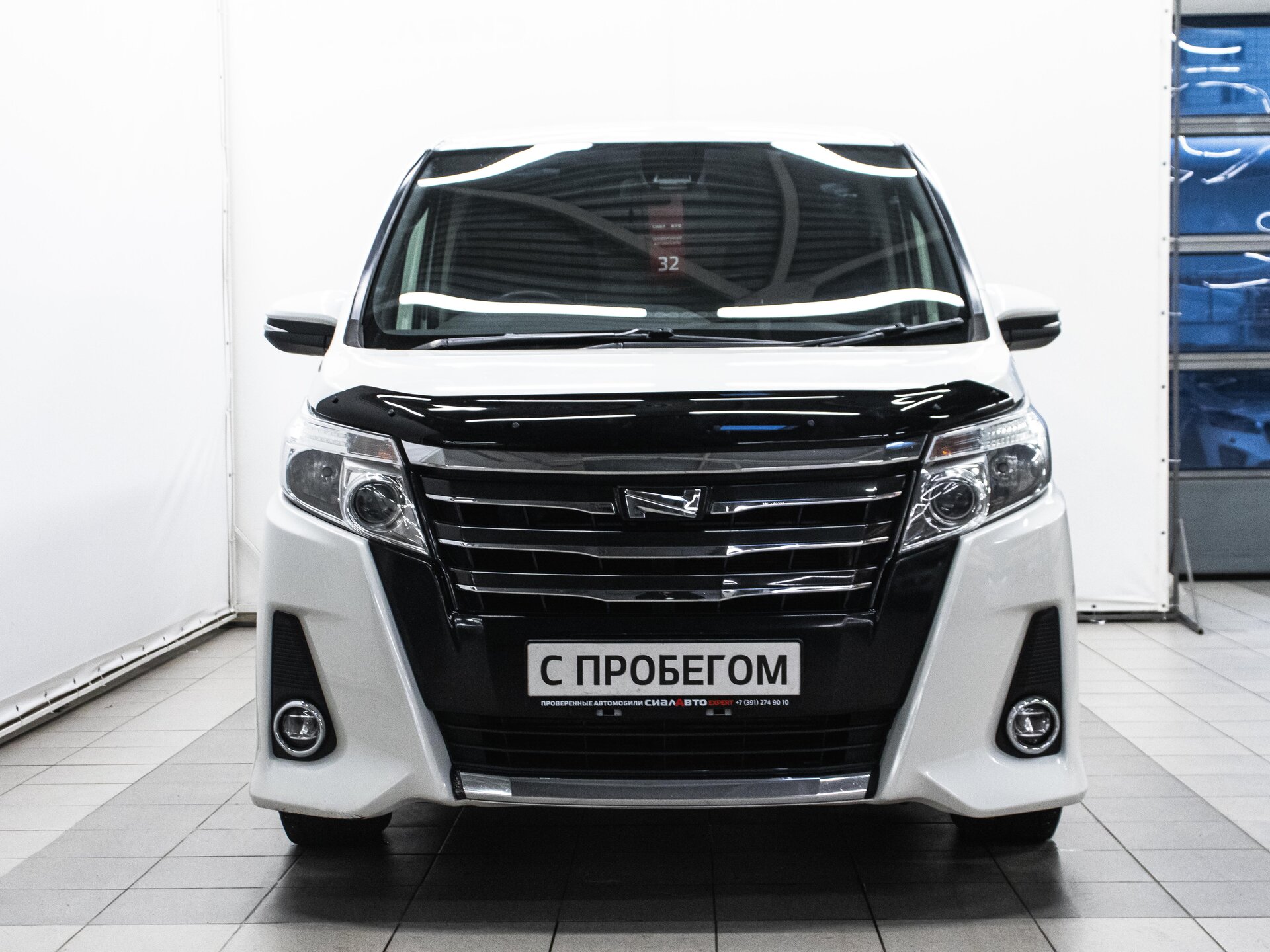 Toyota Noah 2017 2