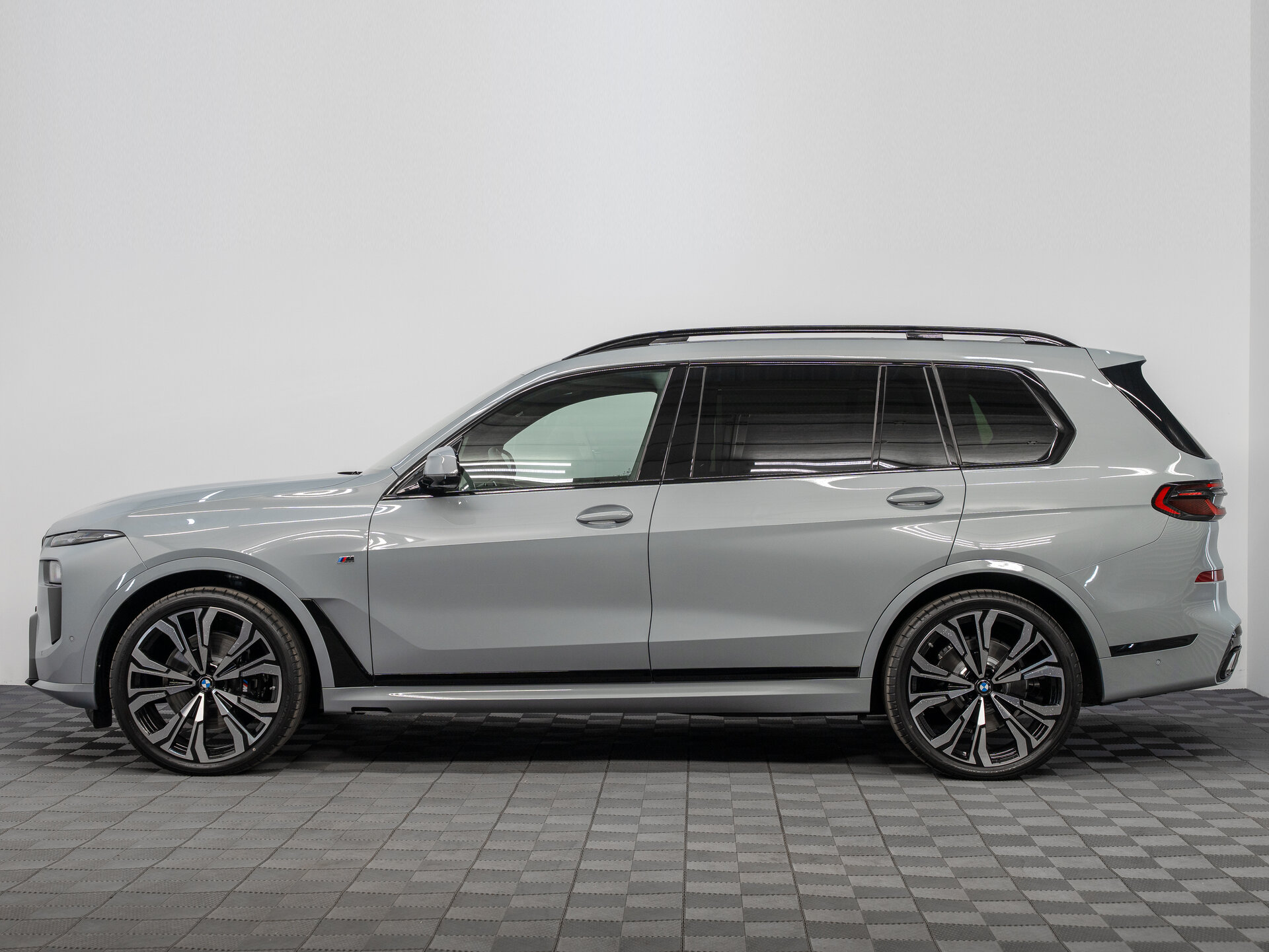 Автомобиль BMW X7 40d 3.0d AT (340 л.с.) 4WD - 6
