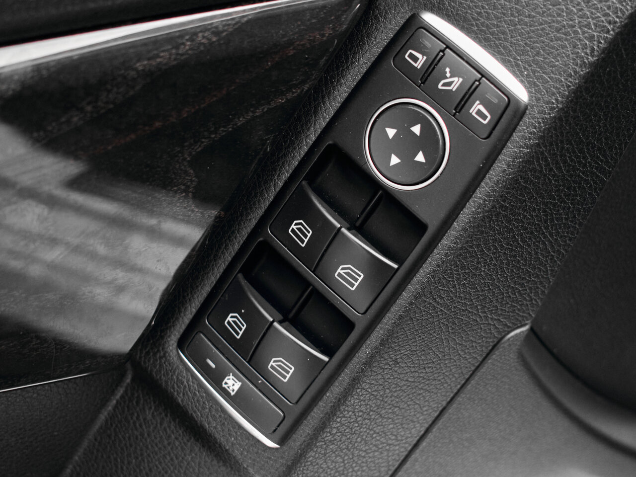 Купить Mercedes-Benz GLK-Класс 220 CDI 2.1d AT (170 л.с.) 4WD, 2014 в Екатеренбурге