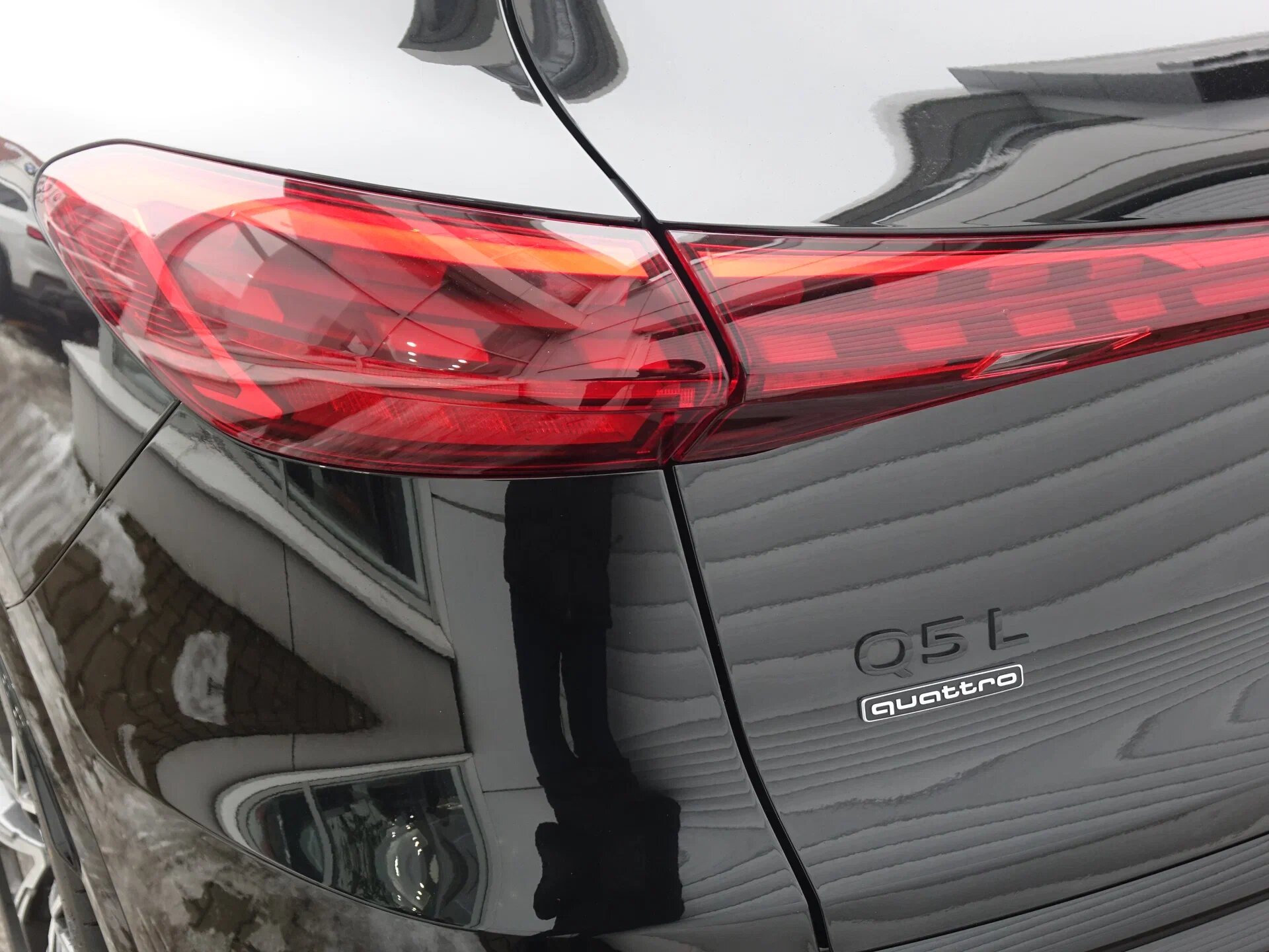 Автомобиль Audi Q5 L 2.0 AMT (204 л.с.) 4WD - 3