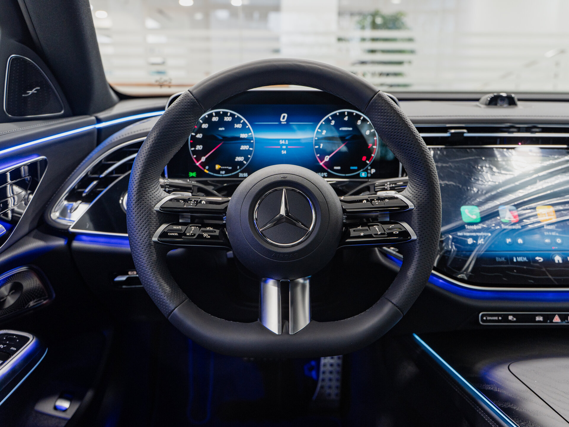 Автомобиль Mercedes-Benz E-Класс 300 2.0 AT (258 л.с.) 4WD - 11