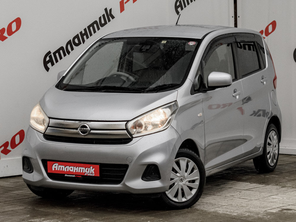 Купить Nissan Dayz 0.7 CVT (49 л.с.), 2018 в Екатеренбурге