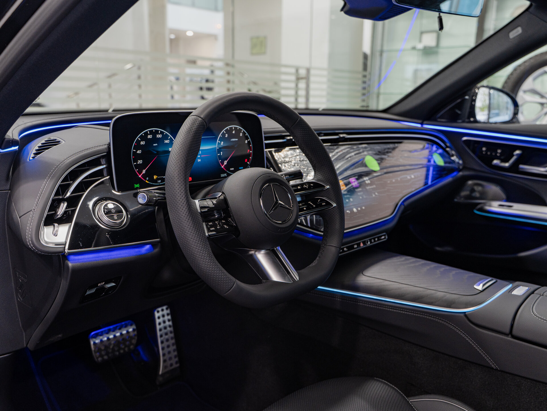 Автомобиль Mercedes-Benz E-Класс 300 2.0 AT (258 л.с.) 4WD - 7