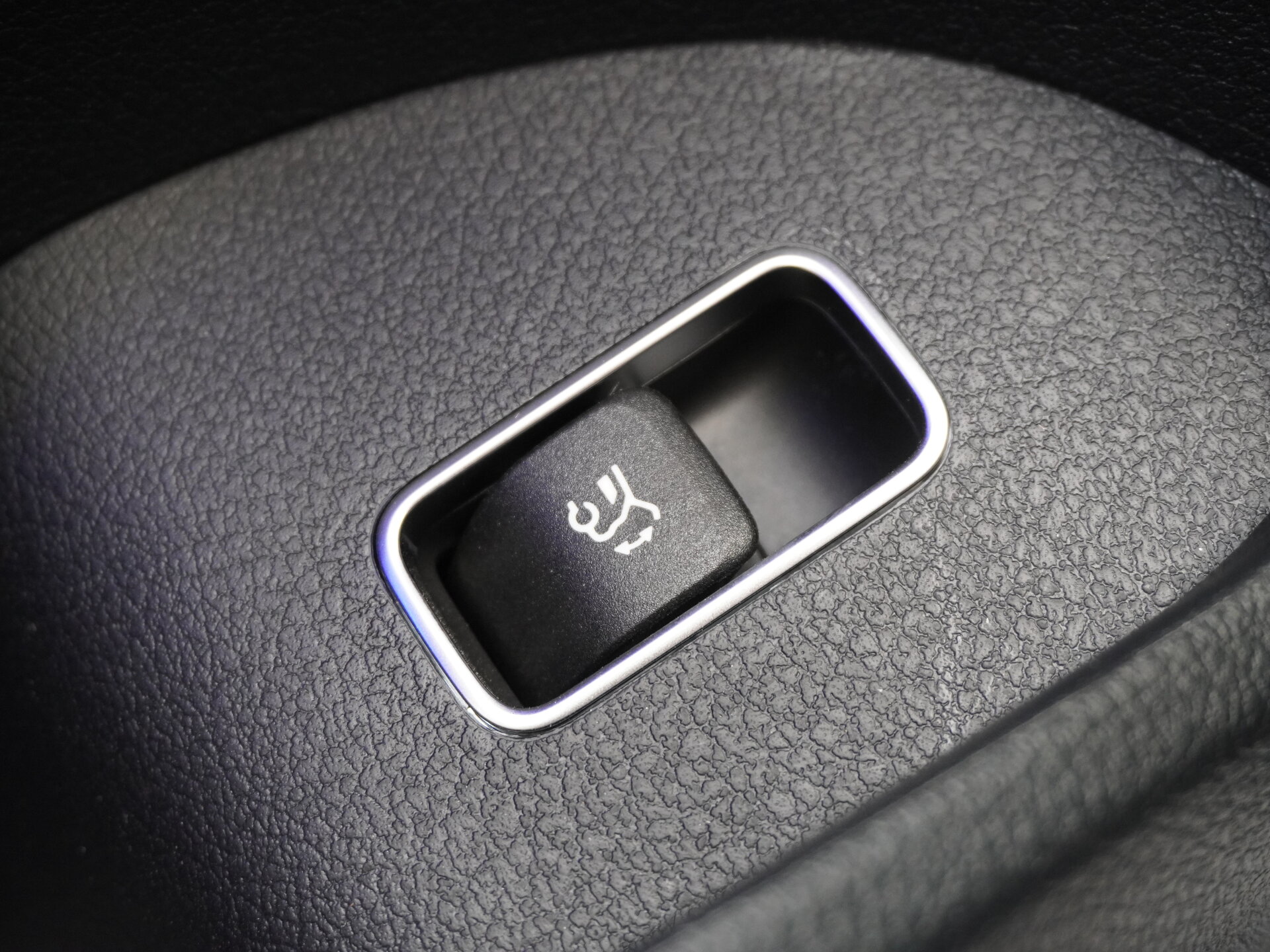 Автомобиль Mercedes-Benz GLE 450 3.0 AT (381 л.с.) 4WD - 19