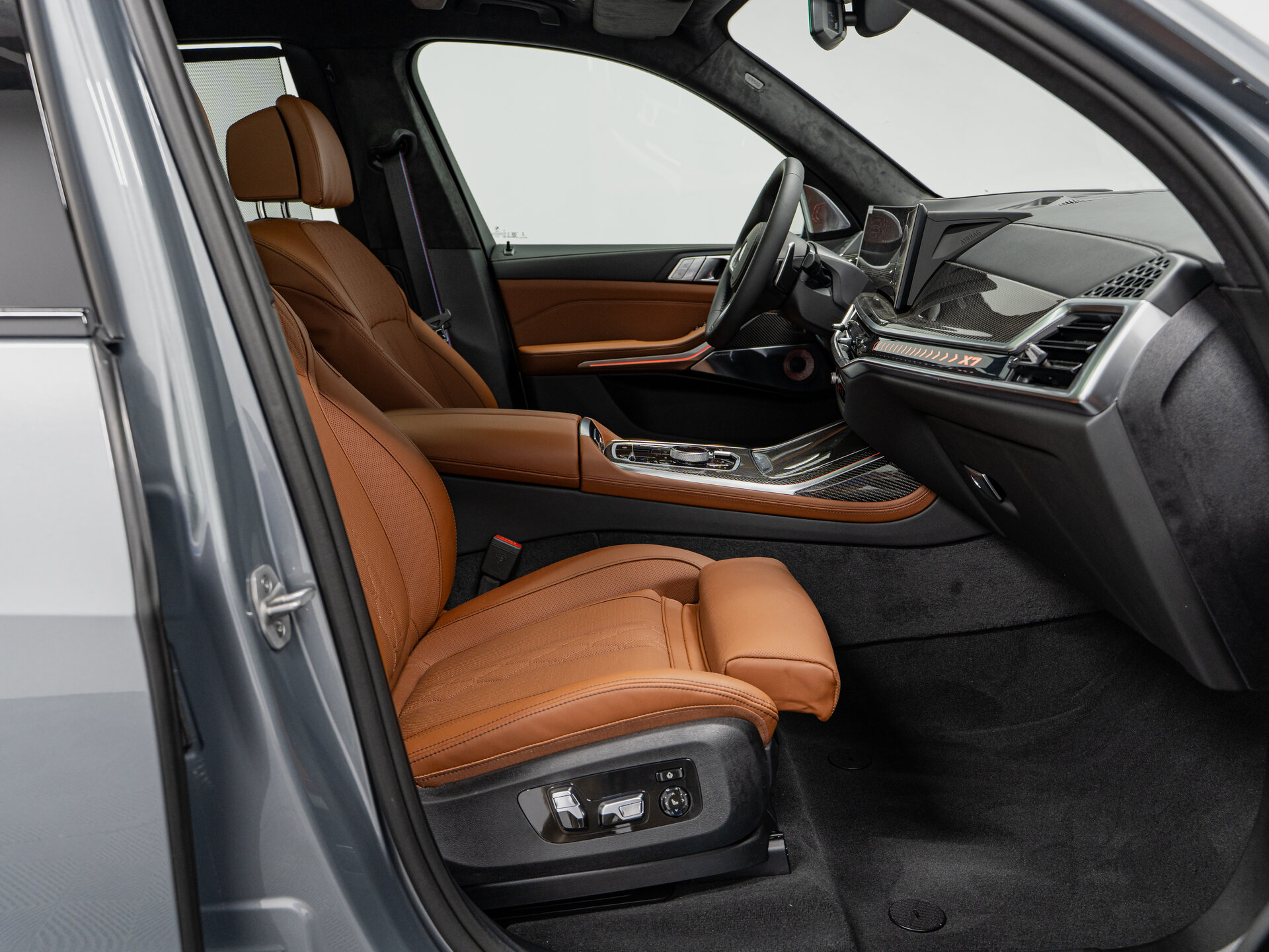 Автомобиль BMW X7 40d 3.0d AT (340 л.с.) 4WD - 14