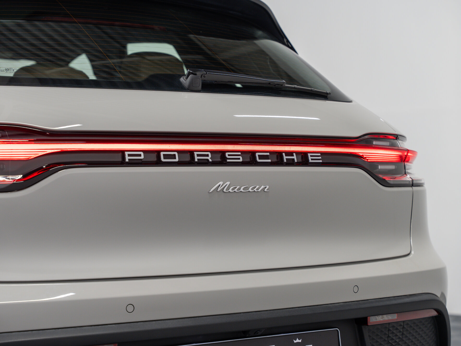 Автомобиль Porsche Macan 2.0 AMT (265 л.с.) 4WD - 11