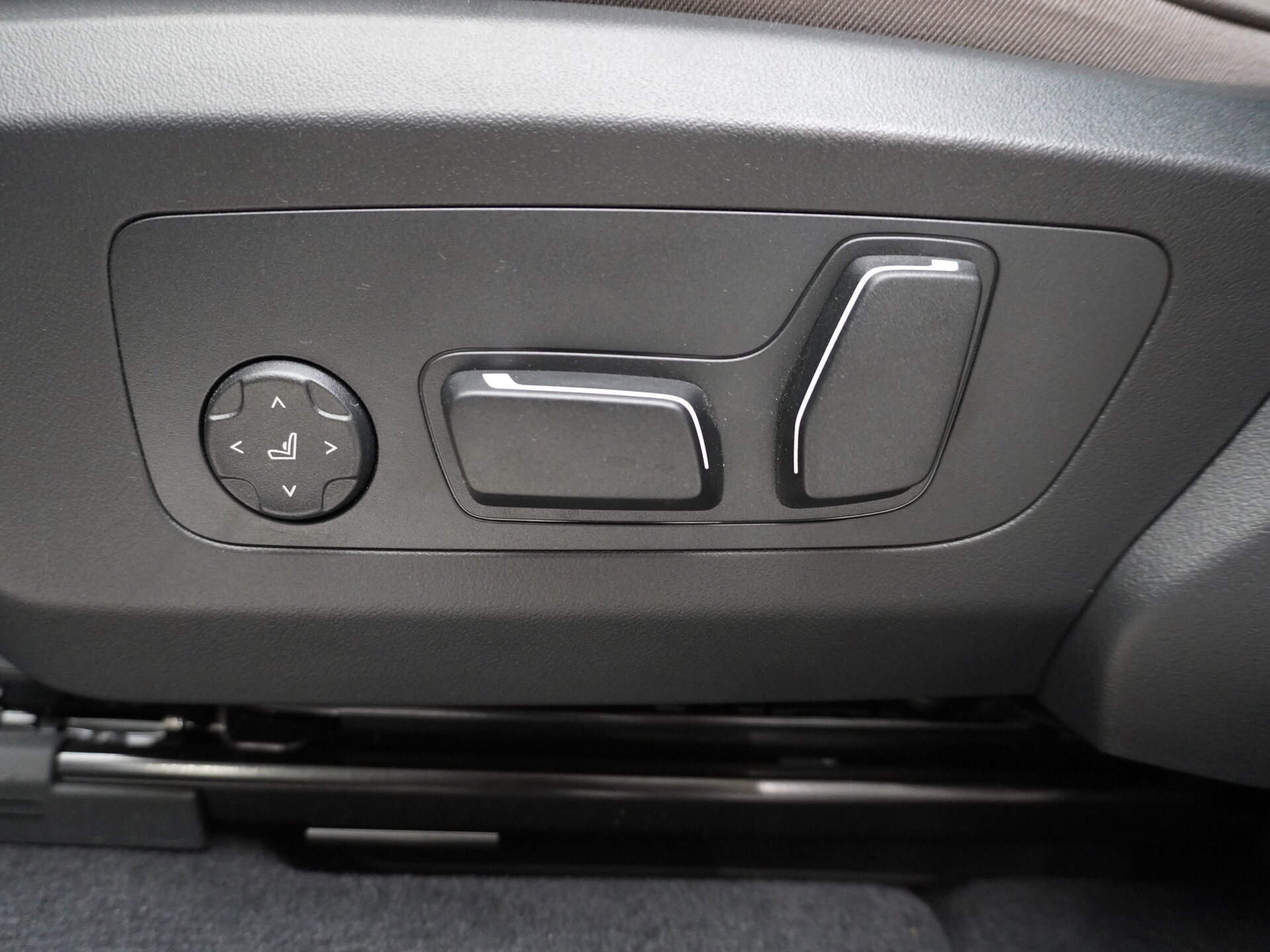 Автомобиль BMW X3 30L xDrive 2.0 AT (258 л.с.) 4WD - 14
