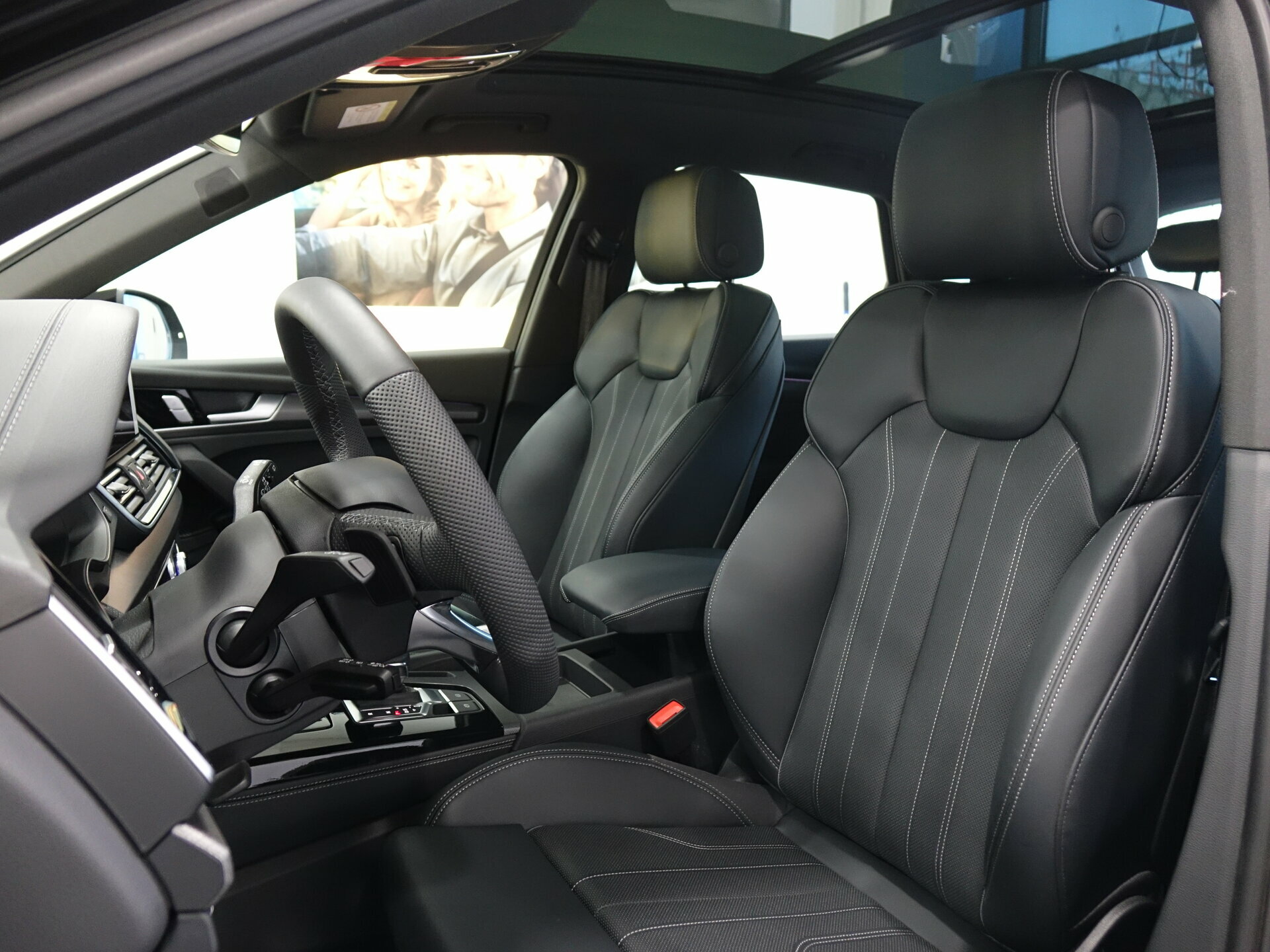 Автомобиль Audi Q5 L 45 TFSI 2.0 AMT (245 л.с.) 4WD - 11