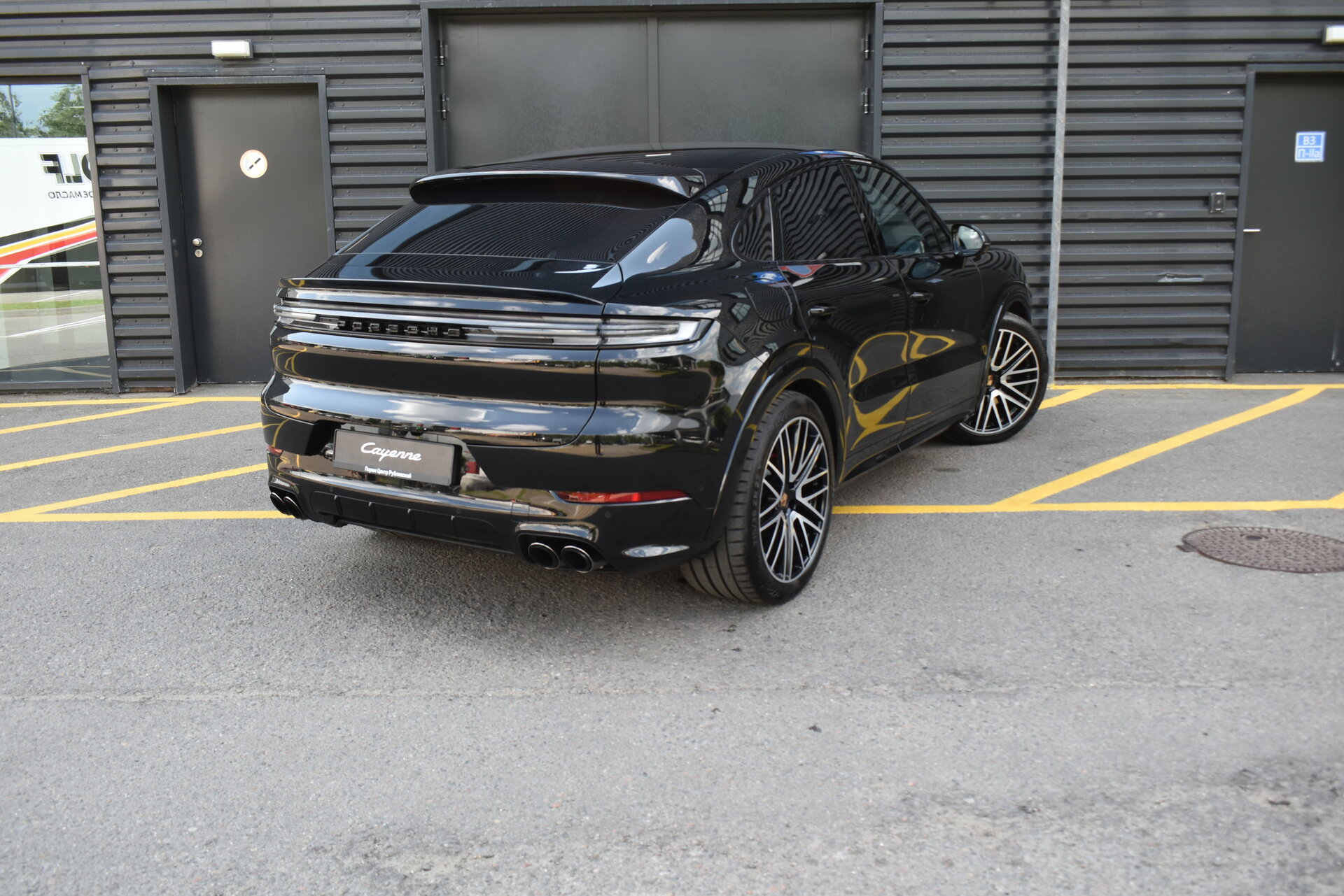 80023178 GTS Coupé 4.0 AT (500 л.с.) 4WD №6