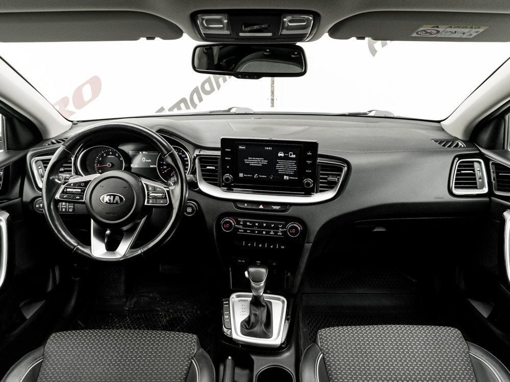Купить Kia Ceed 1.4 AMT (140 л.с.), 2021 в Екатеренбурге